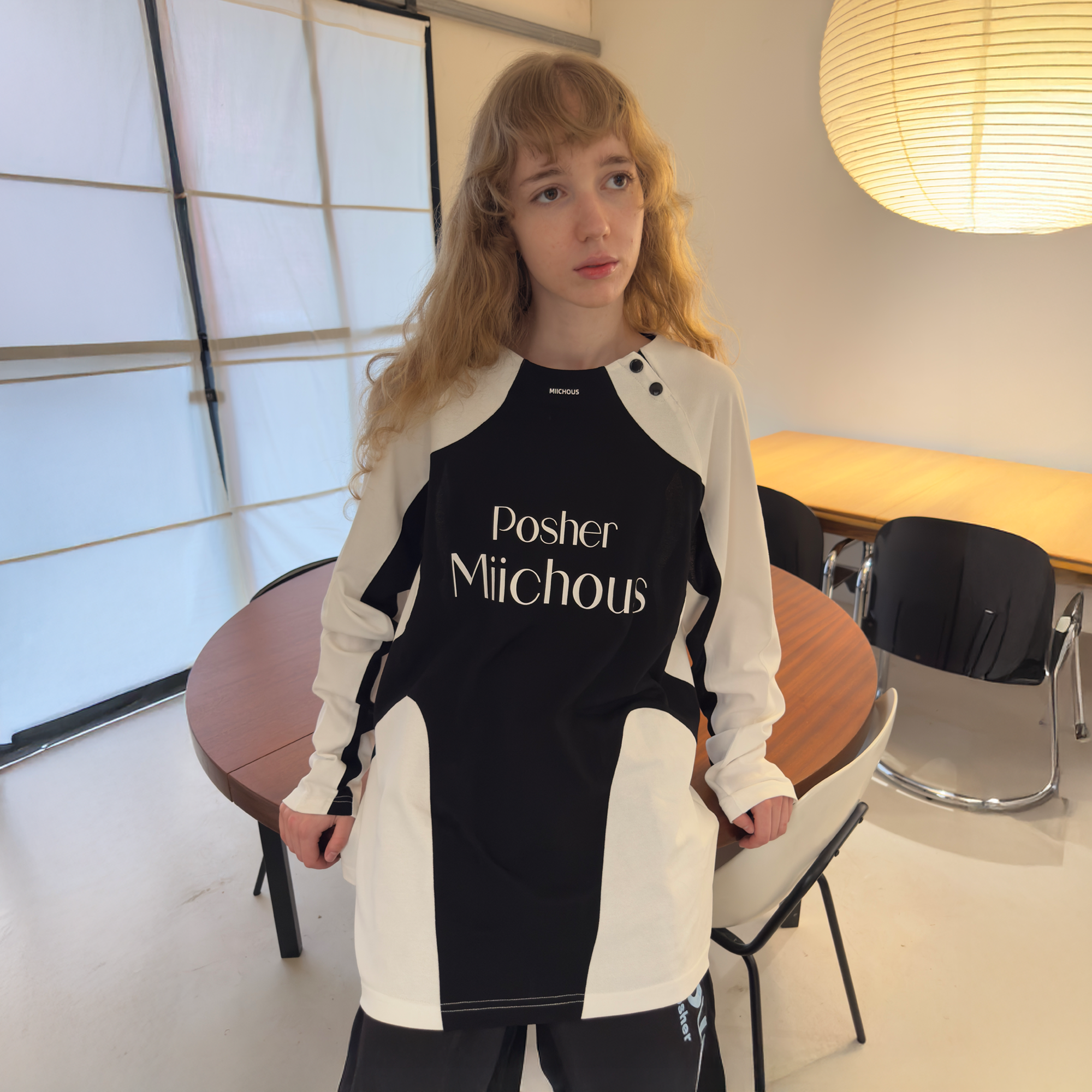 MIICHOUS Contrast Raglan Graphic Long-Sleeve Tee