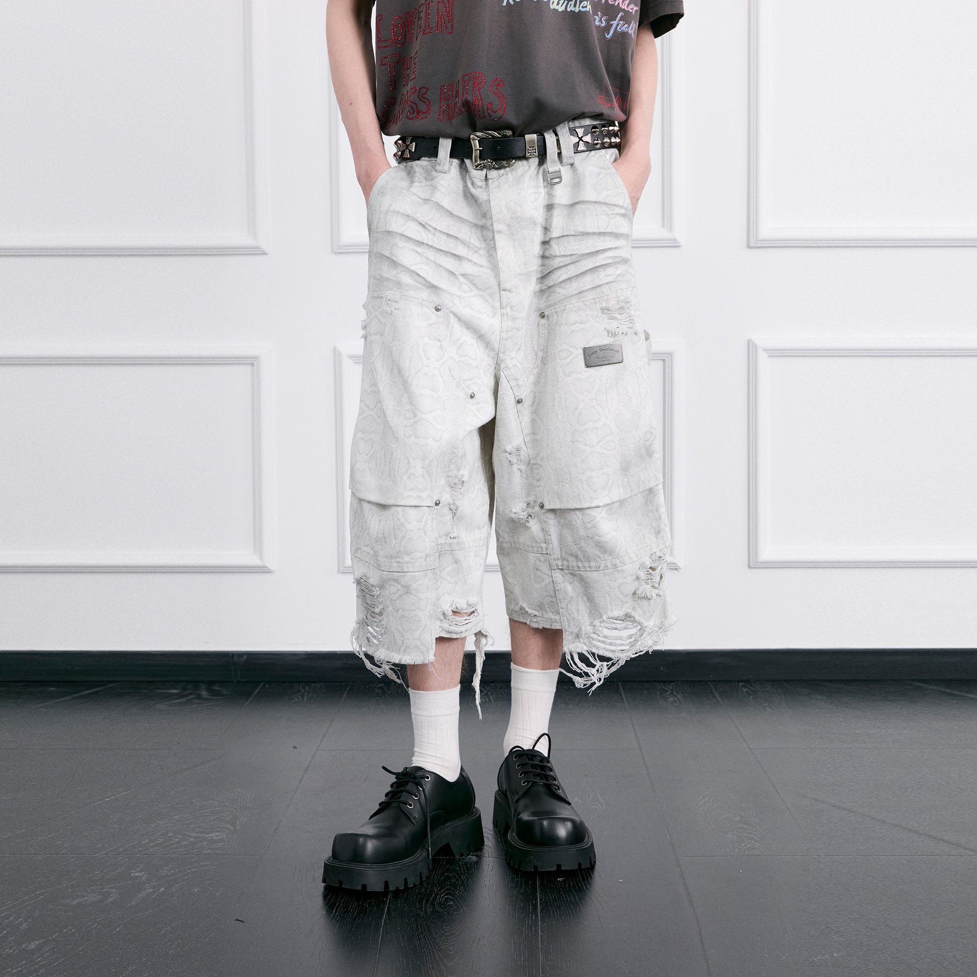 FACEONLAB Distressed Deconstructed Ripped Cargo Shorts, premium urban and streetwear designers apparel on PROJECTISR.com, FACEONLAB