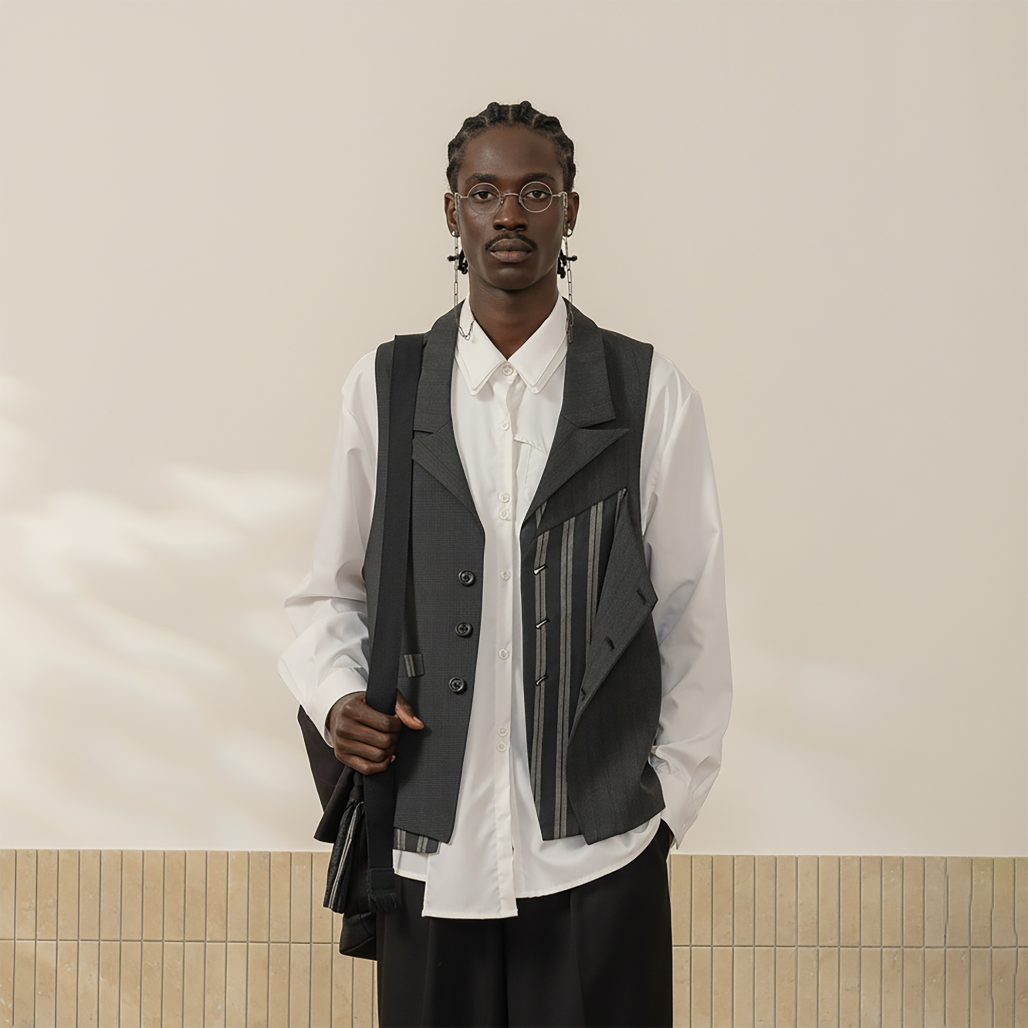 MOITIEDEPETALE Stripe-Spliced Double Layer Vest