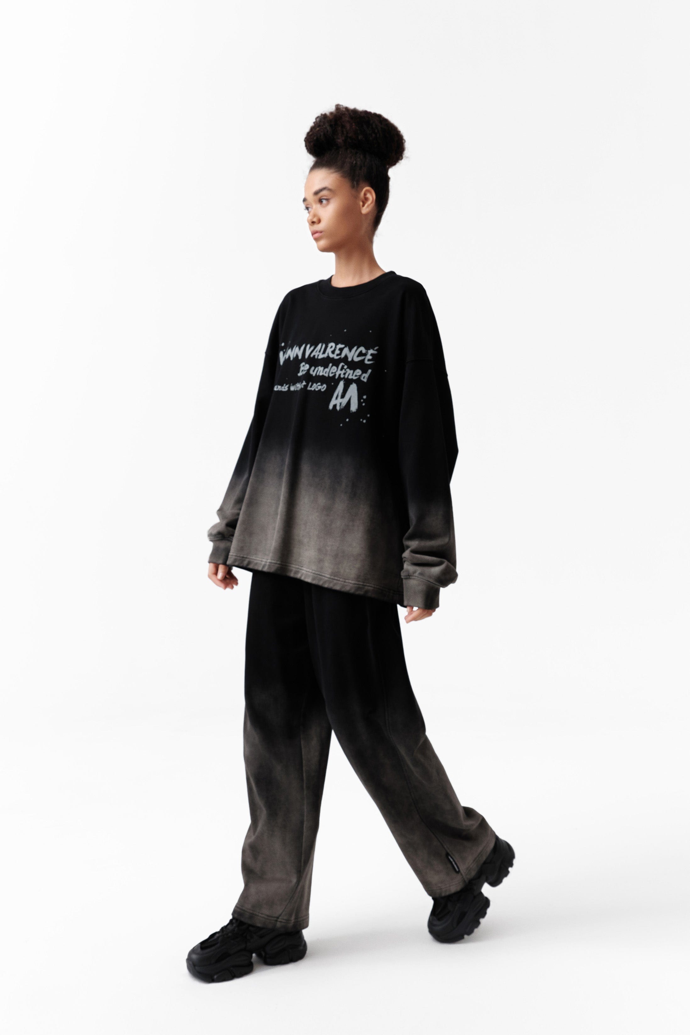 VANN VALRENCE Gradient Washed Oversized Sweatshirt