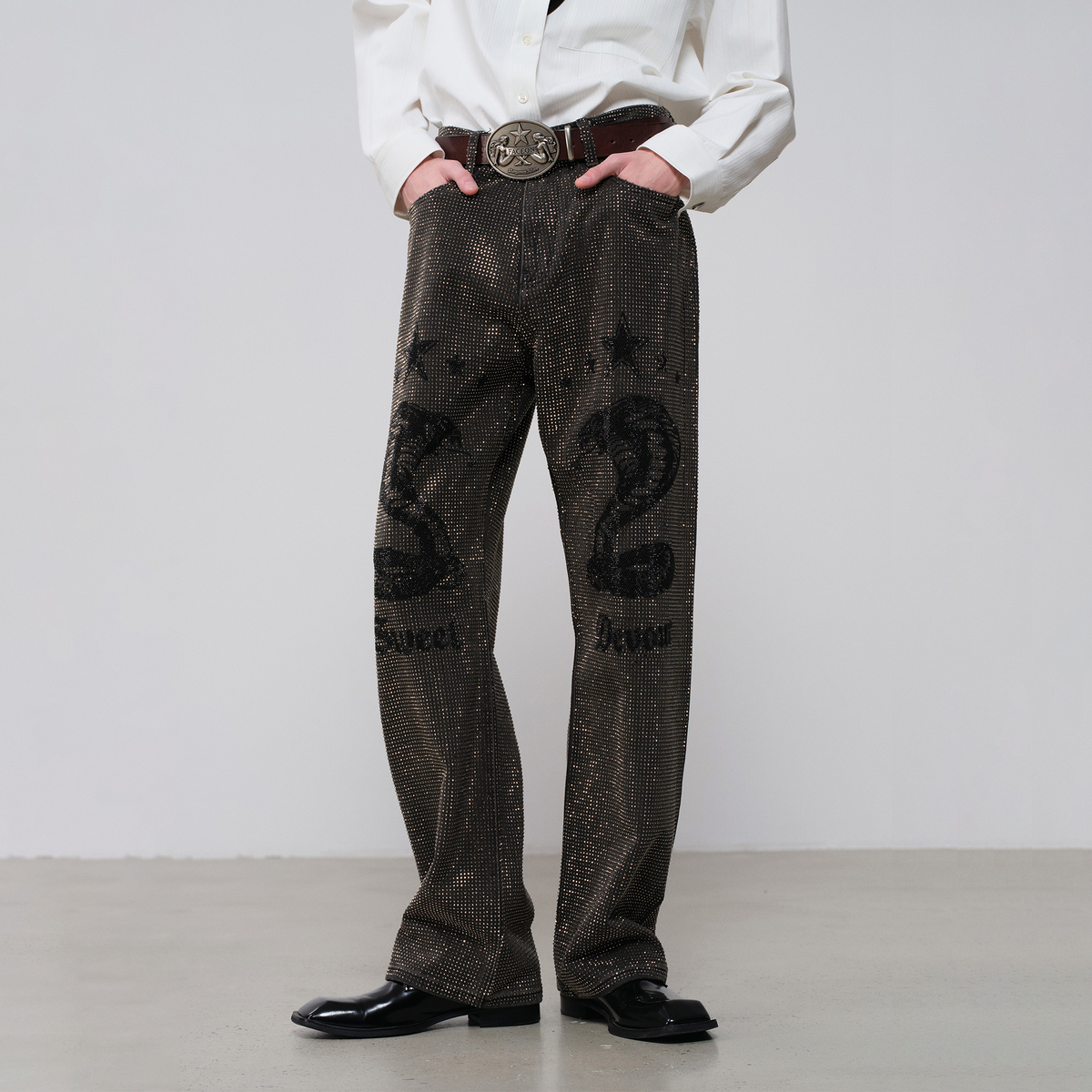 FACEONLAB Double-Headed Snake Studded Dirty-Washed Retro Jeans