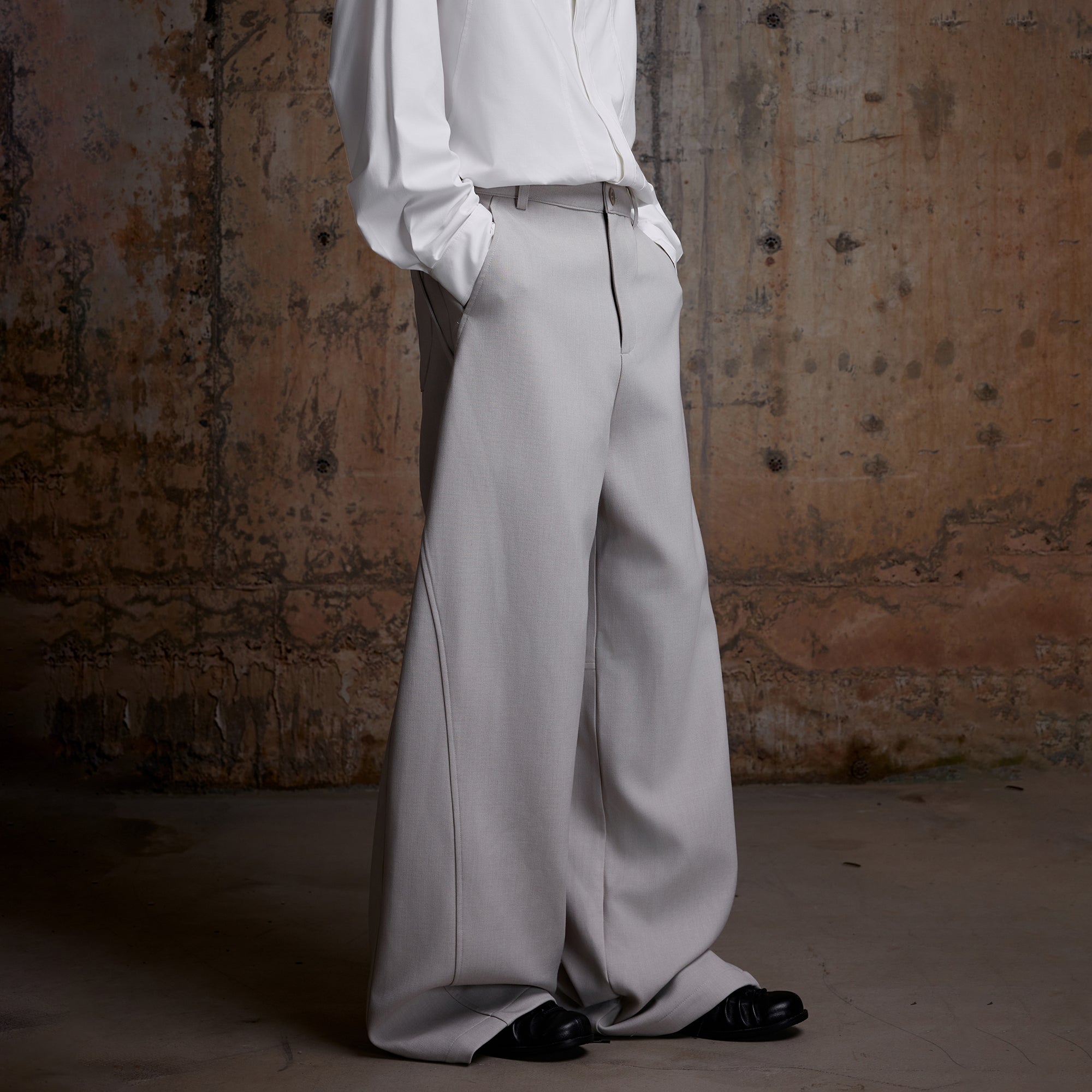 2000RSK Paneled Button-Fly Straight-Leg Trousers