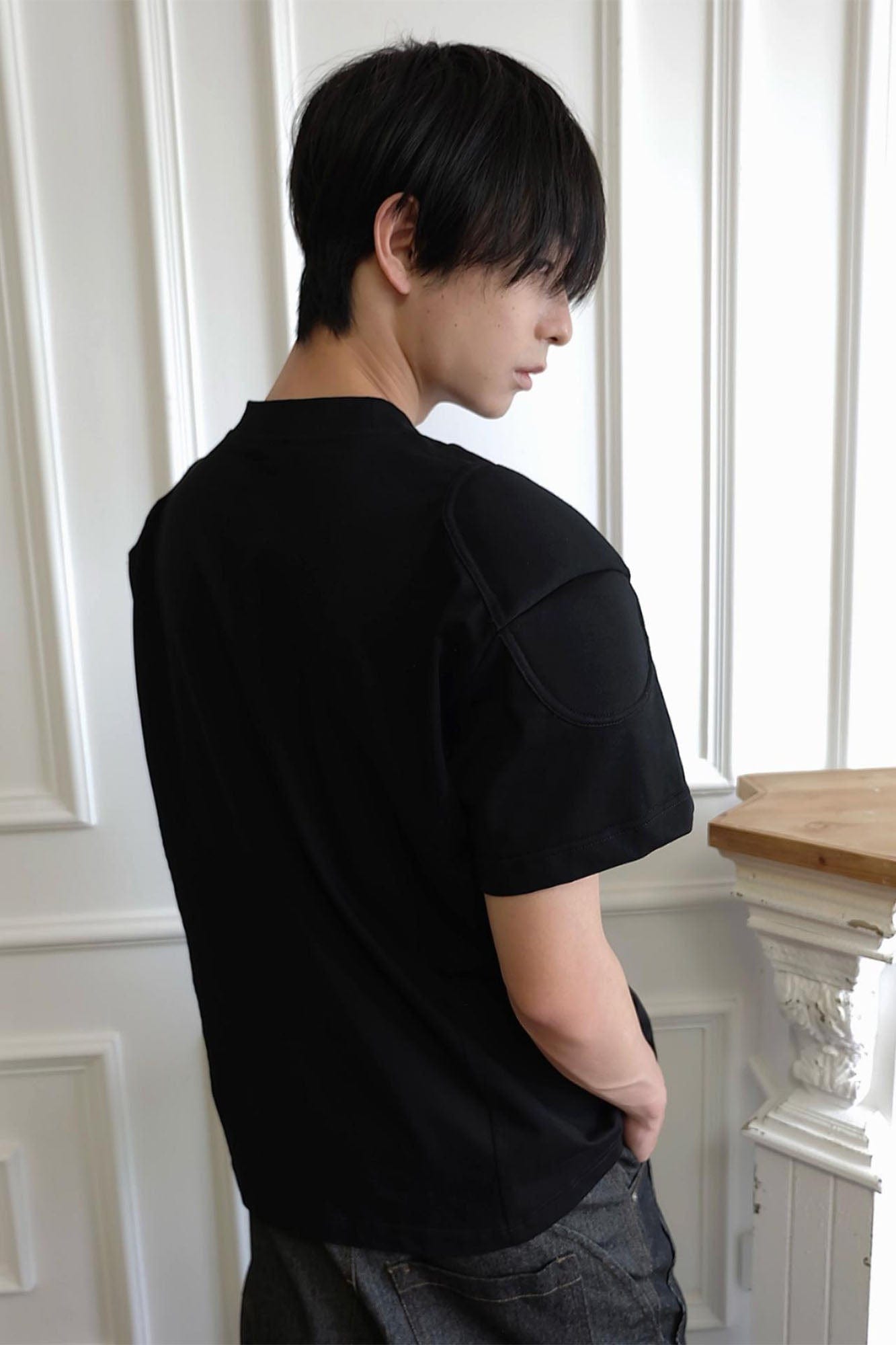 SSIN7 Spliced Padded Shoulder Mock T-Shirt, premium urban and streetwear designers apparel on PROJECTISR.com, SSIN7