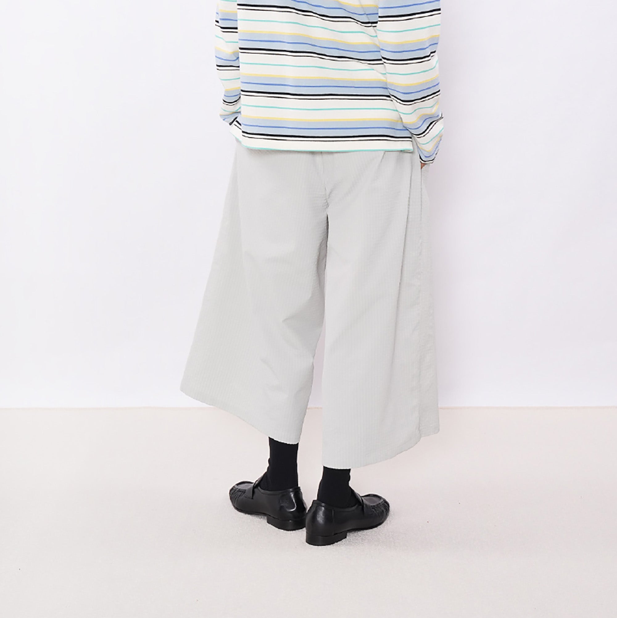 7440 37 1 Bubble-Texture Pleated Cropped Pants, premium urban and streetwear designers apparel on PROJECTISR.com, 7440 37 1