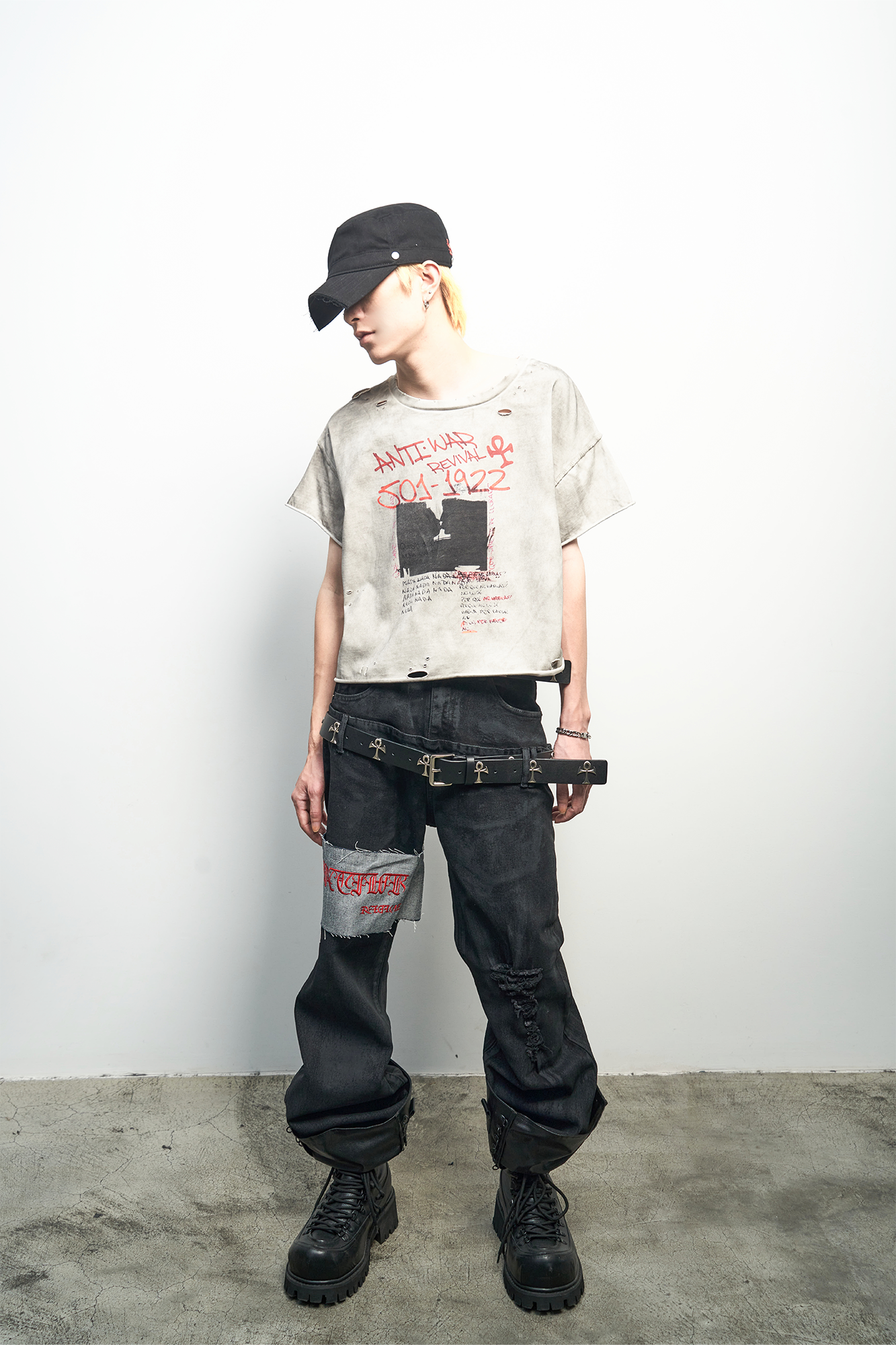 ANTI WAR REVIVAL Distressed Graffiti Washed T-Shirt