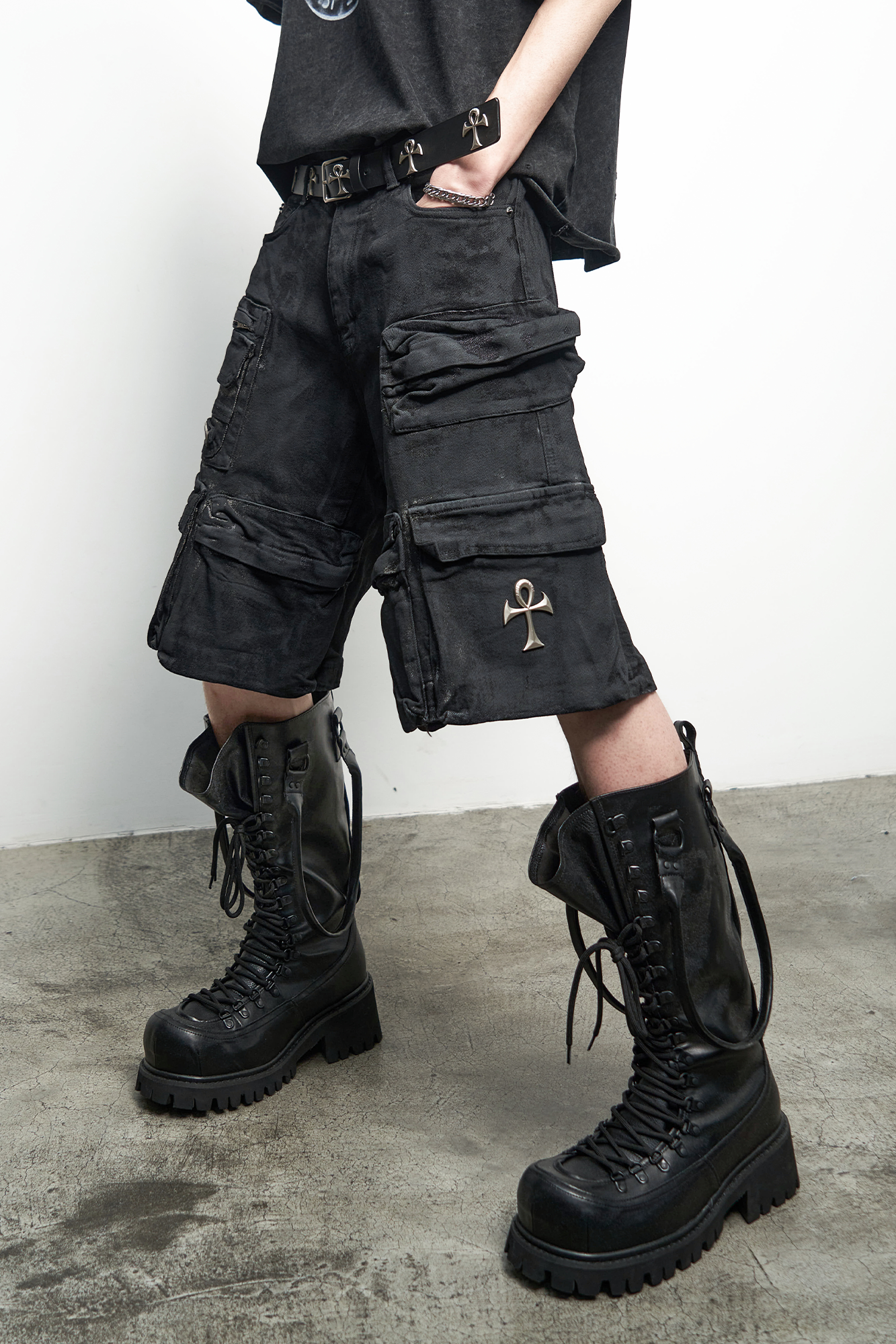 ANTI WAR REVIVAL Wax-Coated Multi-Pocket Denim Shorts