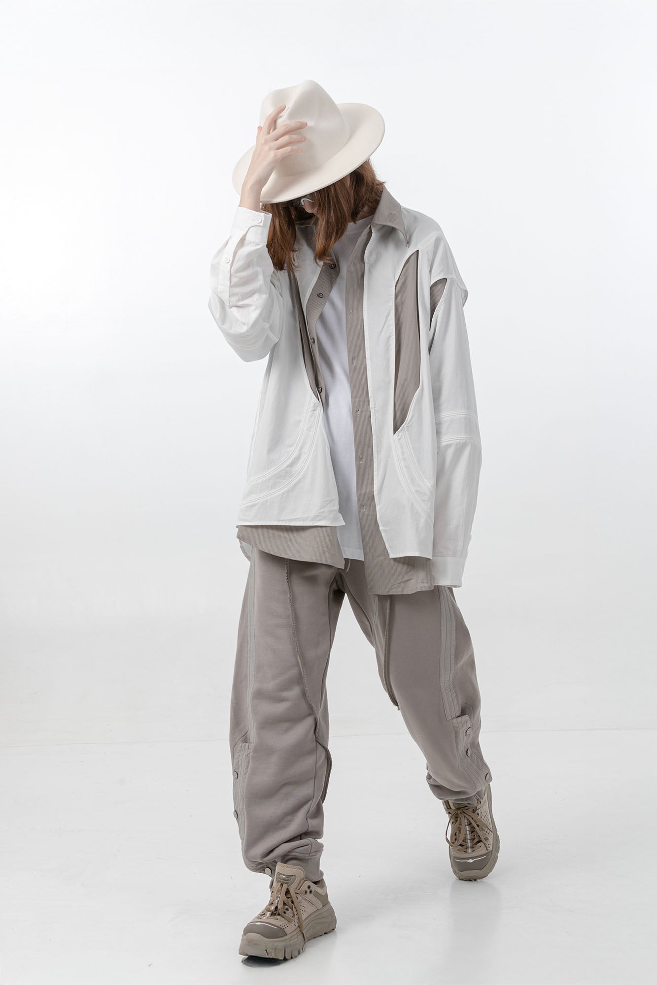 ERROR CODE ROBT Pleats Snap-Zip Side Sweatpants