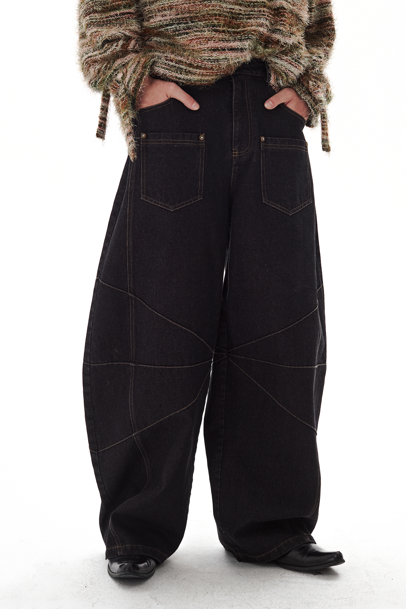 PASET Wide-Leg Raw Denim Curved Jeans