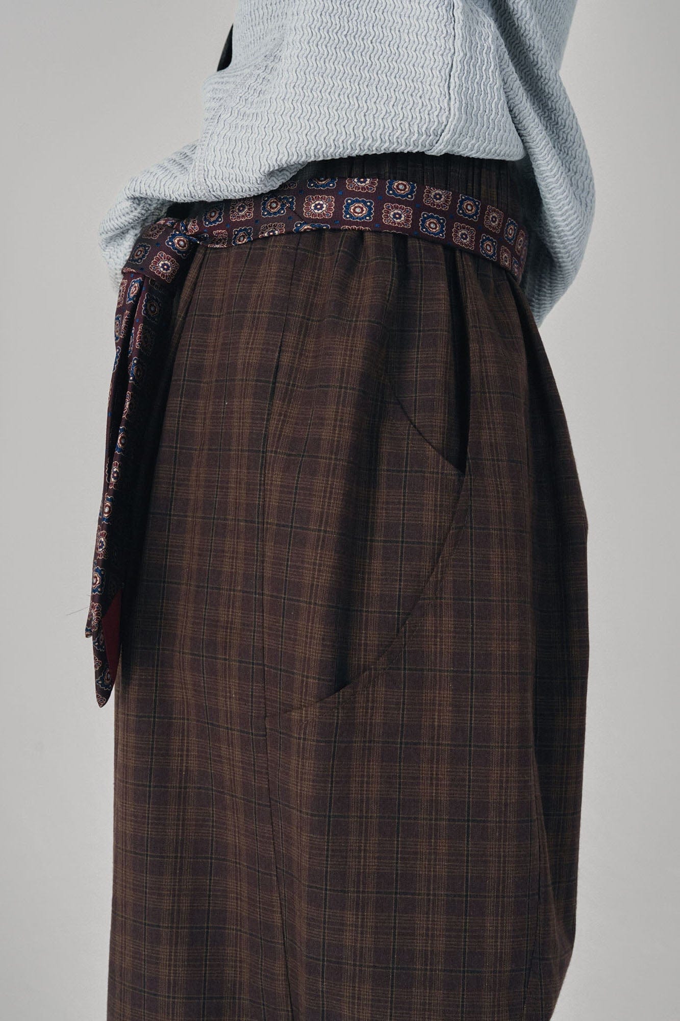 GONGHE REPUB Retro Paid Spliced Wide-Leg Pants, premium urban and streetwear designers apparel on PROJECTISR.com, GONGHE REPUB