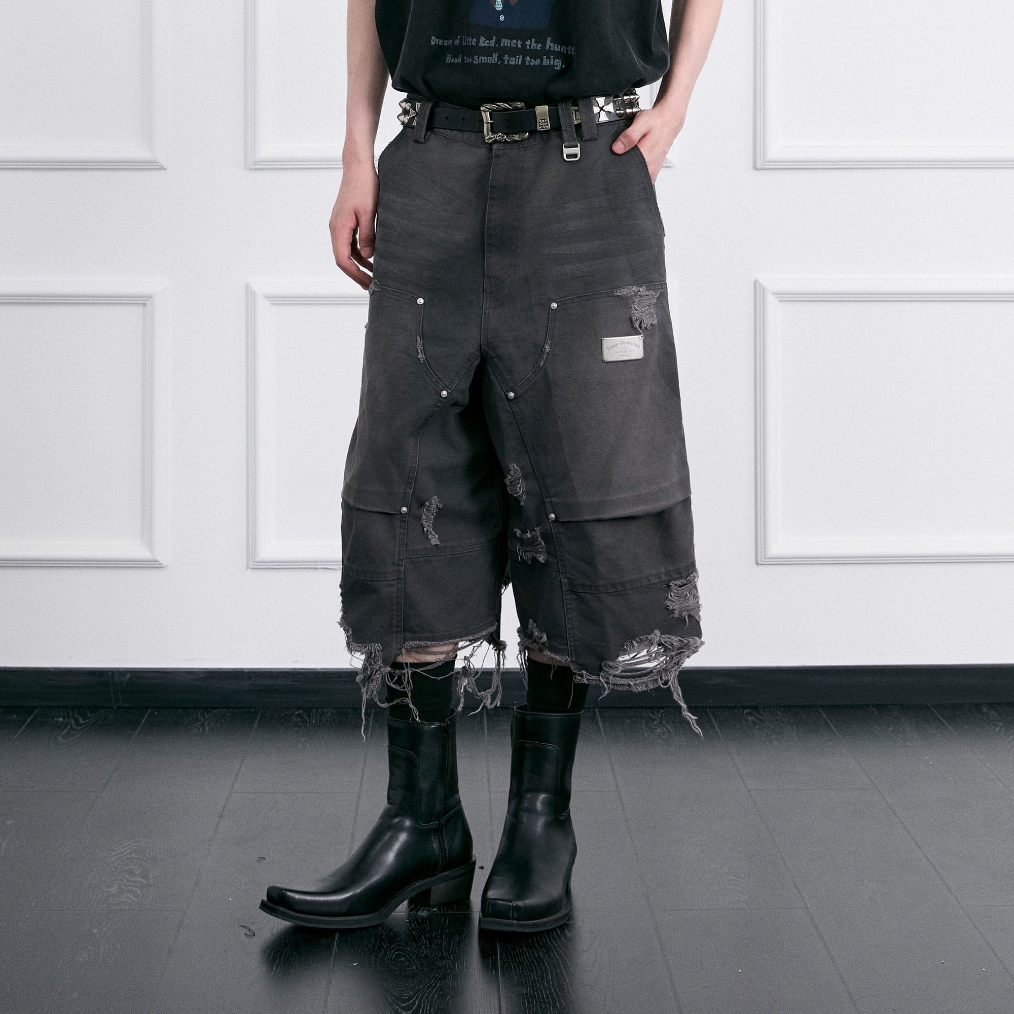 FACEONLAB Distressed Deconstructed Ripped Cargo Shorts, premium urban and streetwear designers apparel on PROJECTISR.com, FACEONLAB