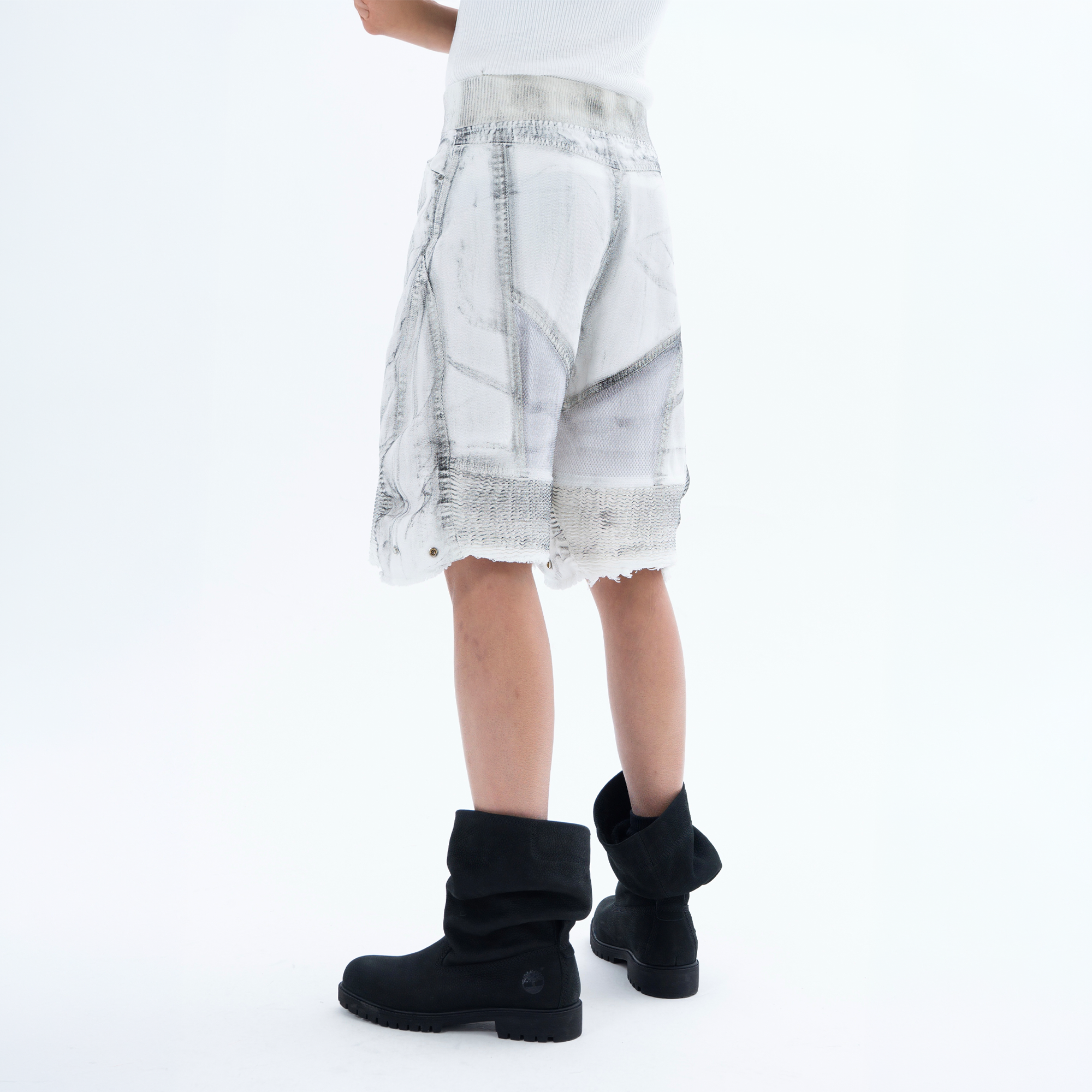CLP Ribbed Paneled Wide-Leg Denim Shorts