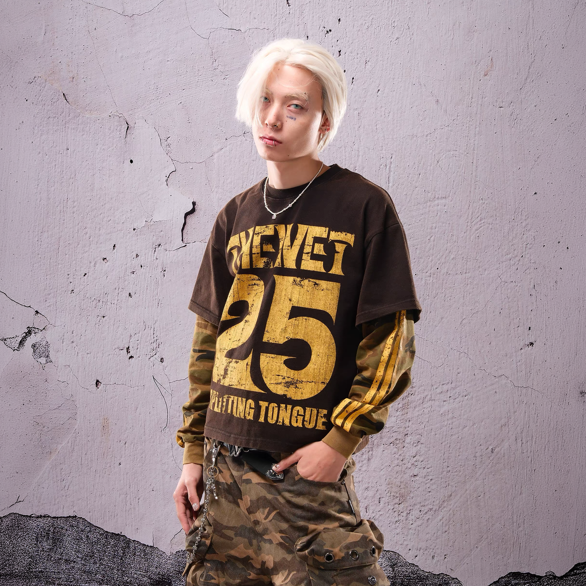 THEWET Camo Washed Layered Long-Sleeve Tee