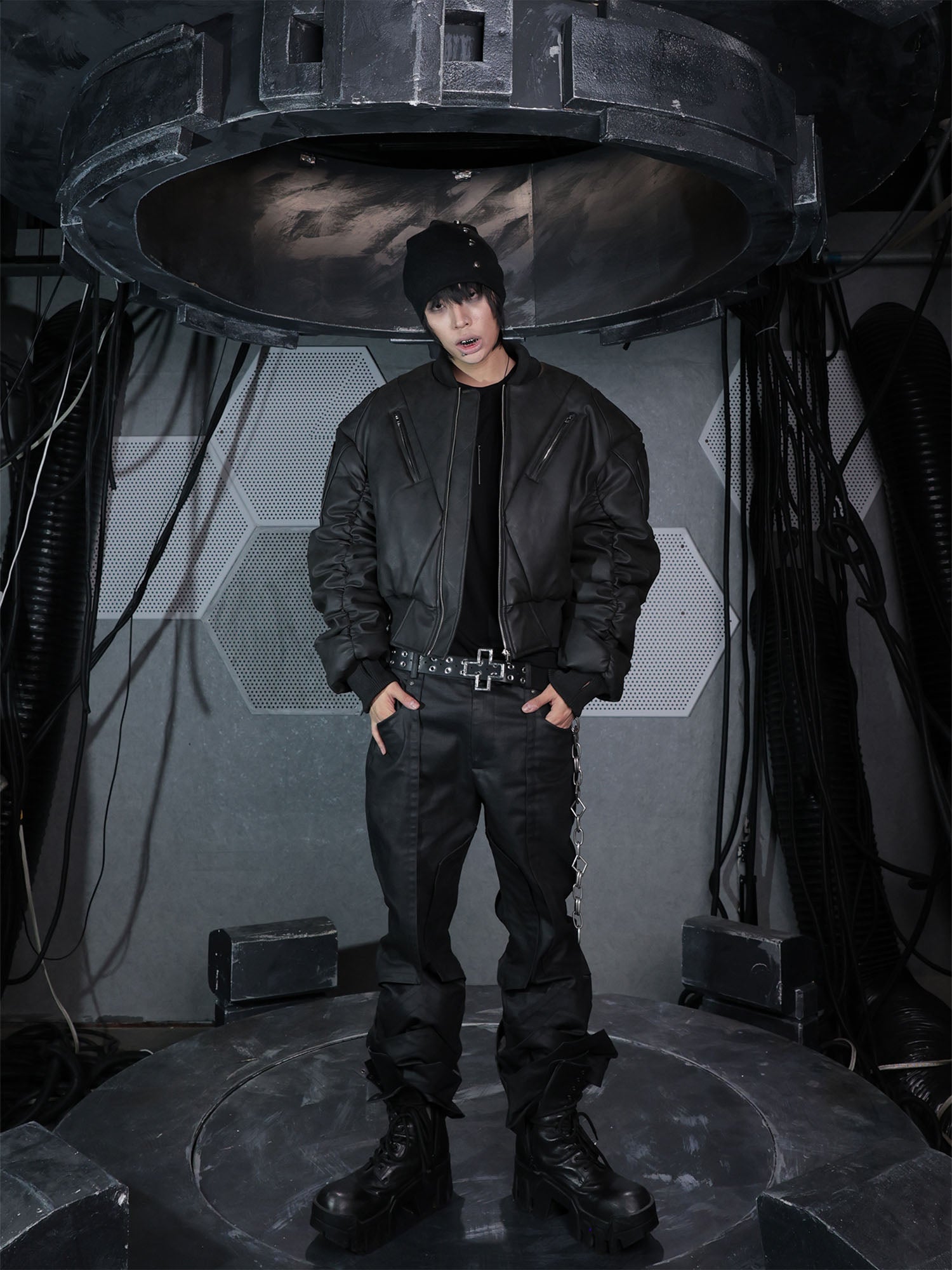 SSIN7 Panel-Structured Bomber Jacket