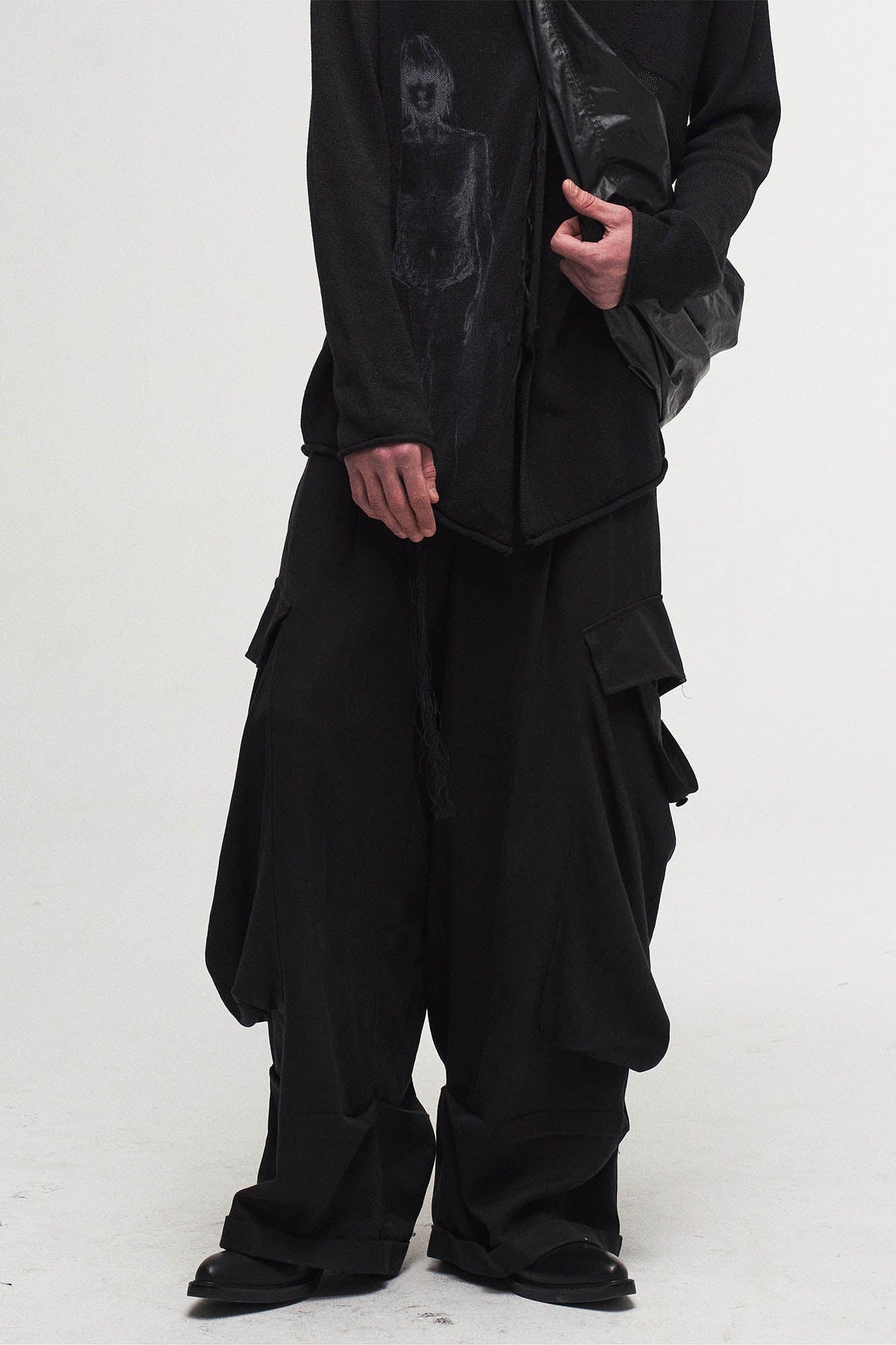 ILNya Nieternite Nifutur Draped Big-Pocket Wide-Leg Cargo Pants