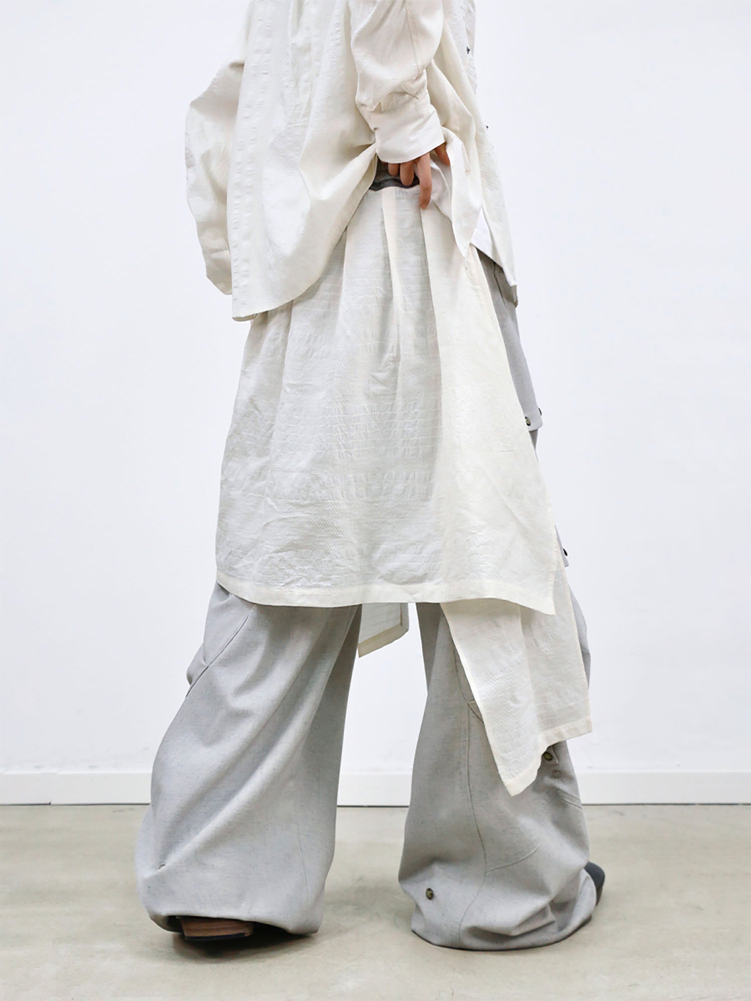 RELABEL Detachable Drape Linen-Blend Cargo Light Gray, premium urban and streetwear designers apparel on PROJECTISR.com, RELABEL