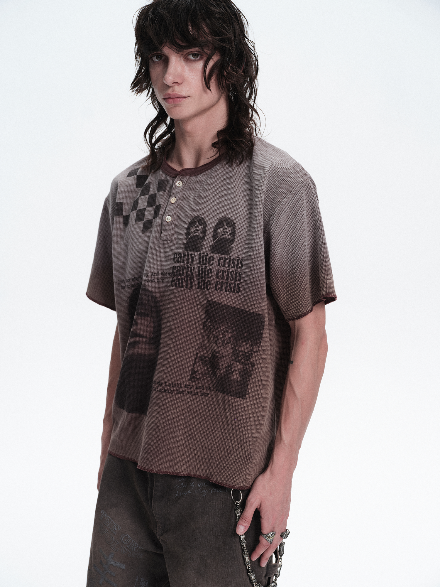 RICHILL Waffle Portrait Gradient Graphic Tee