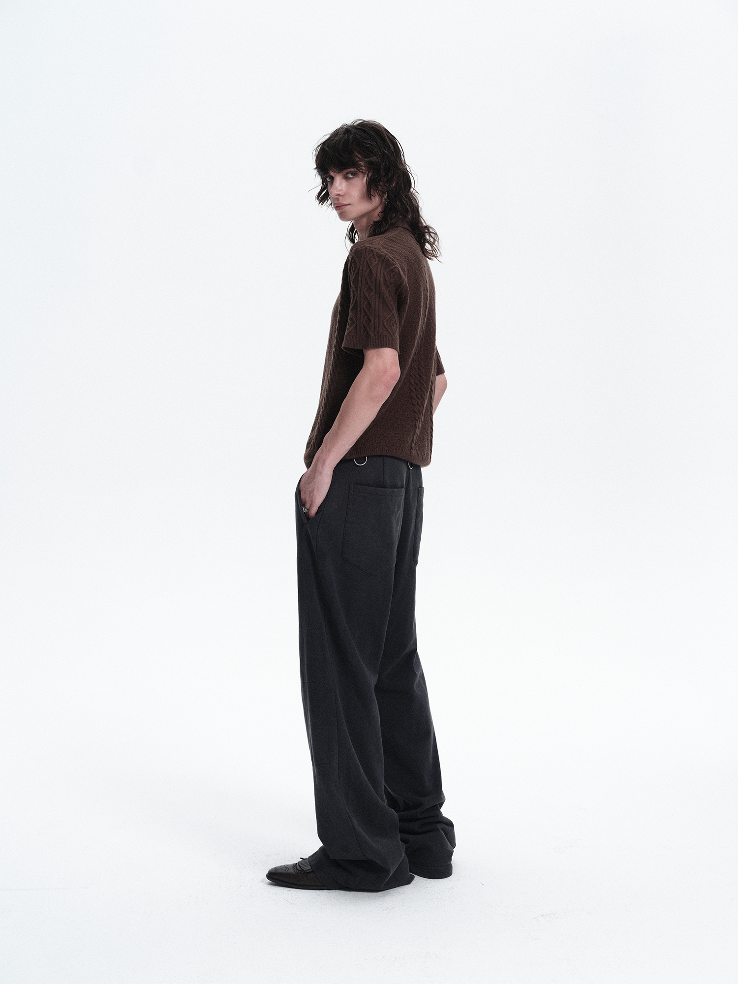 RICHILL Ring Detail Coin Button Distressed Pants