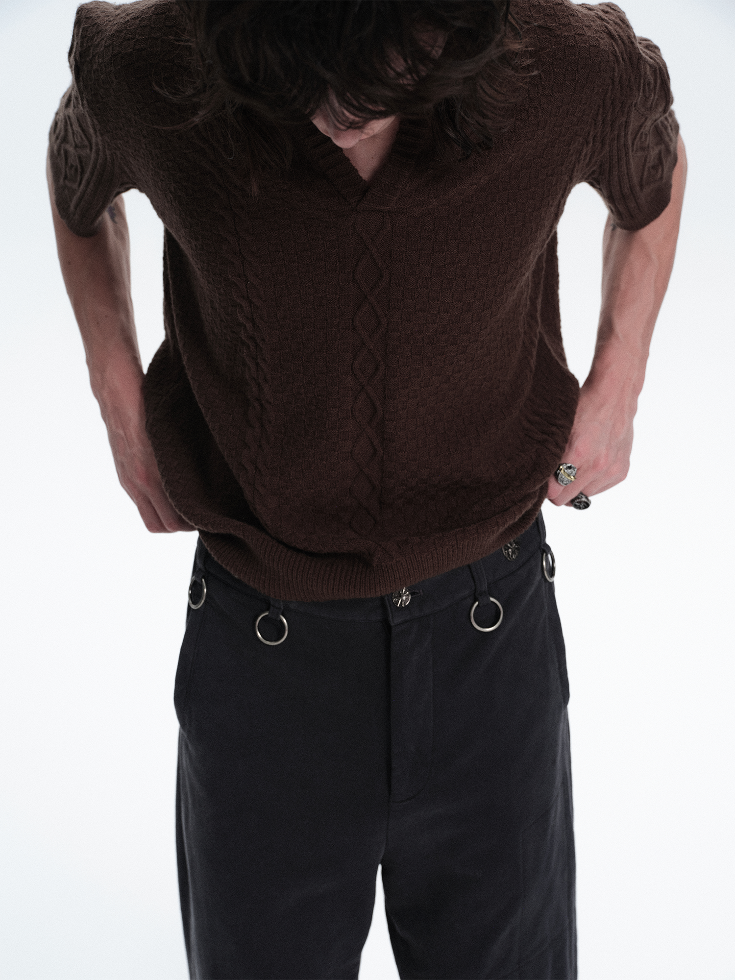 RICHILL Ring Detail Coin Button Distressed Pants