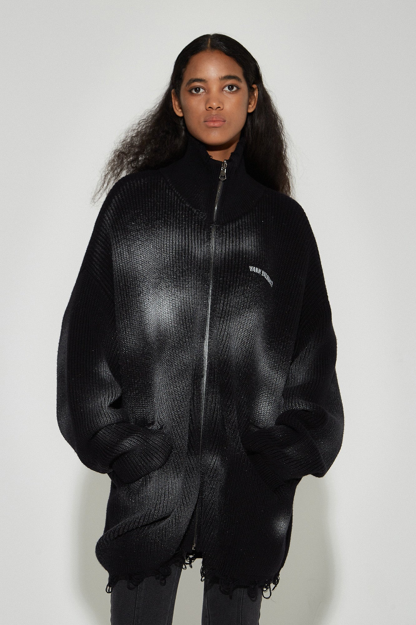 VANN VALRENCE Distressed Ombre Zip-Up Cardigan