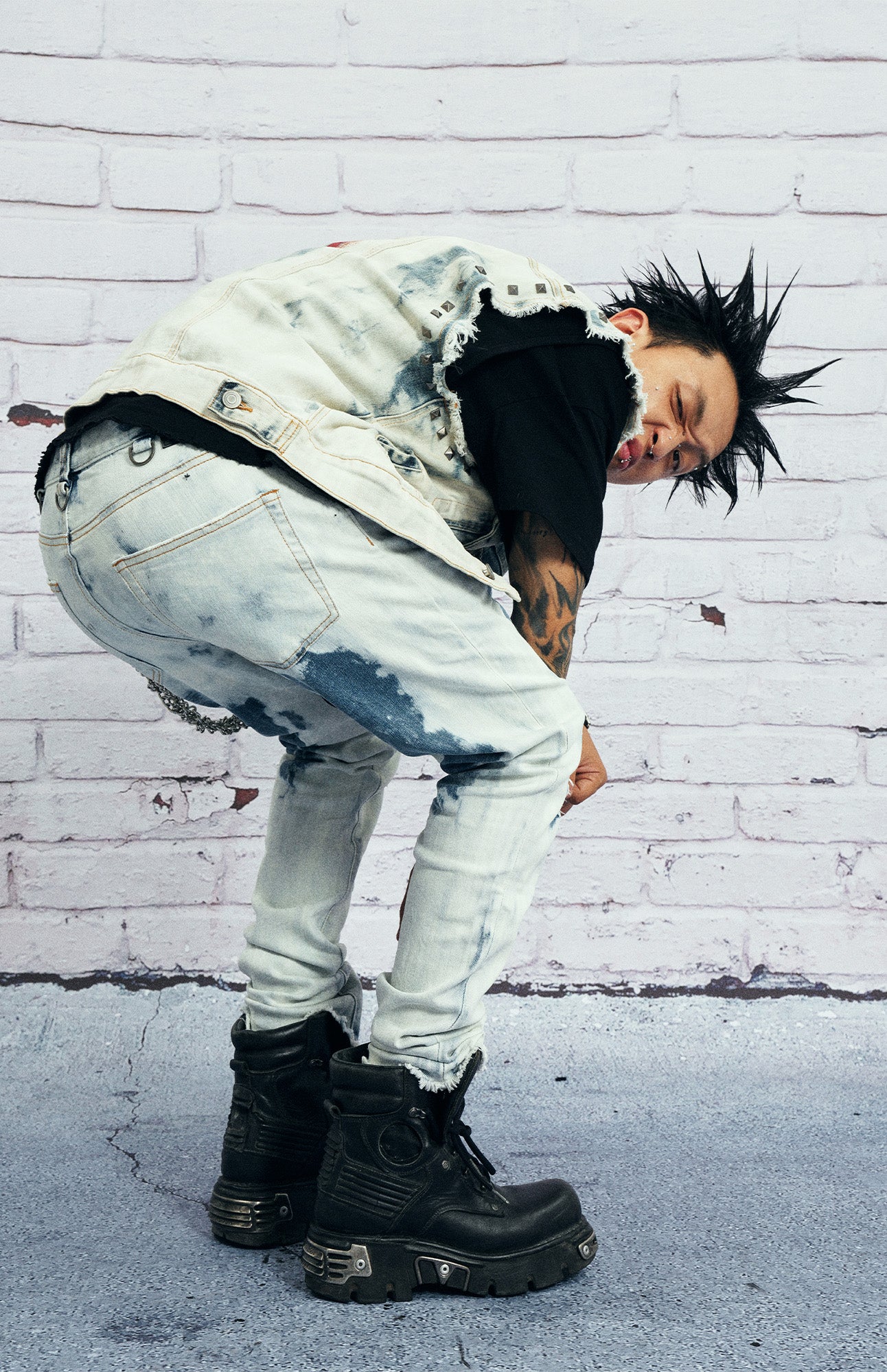 VENTUREK Distressed Washed Zippered Studded Slim Jeans, premium urban and streetwear designers apparel on PROJECTISR.com, VENTUREK