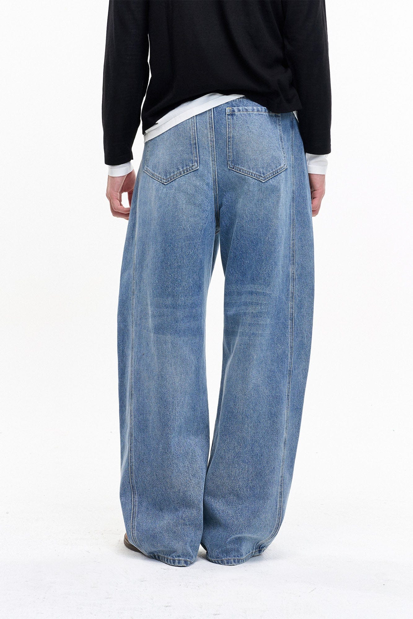 LEONSENSE Essential Oversized Curved Jeans, premium urban and streetwear designers apparel on PROJECTISR.com, LEONSENSE