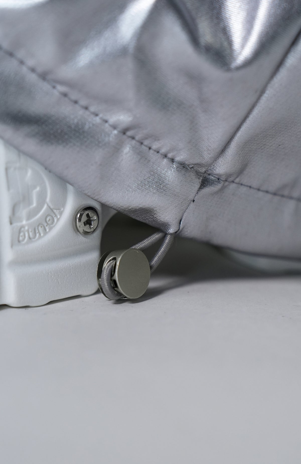 VE2 Metallic Coated Cargo Pants