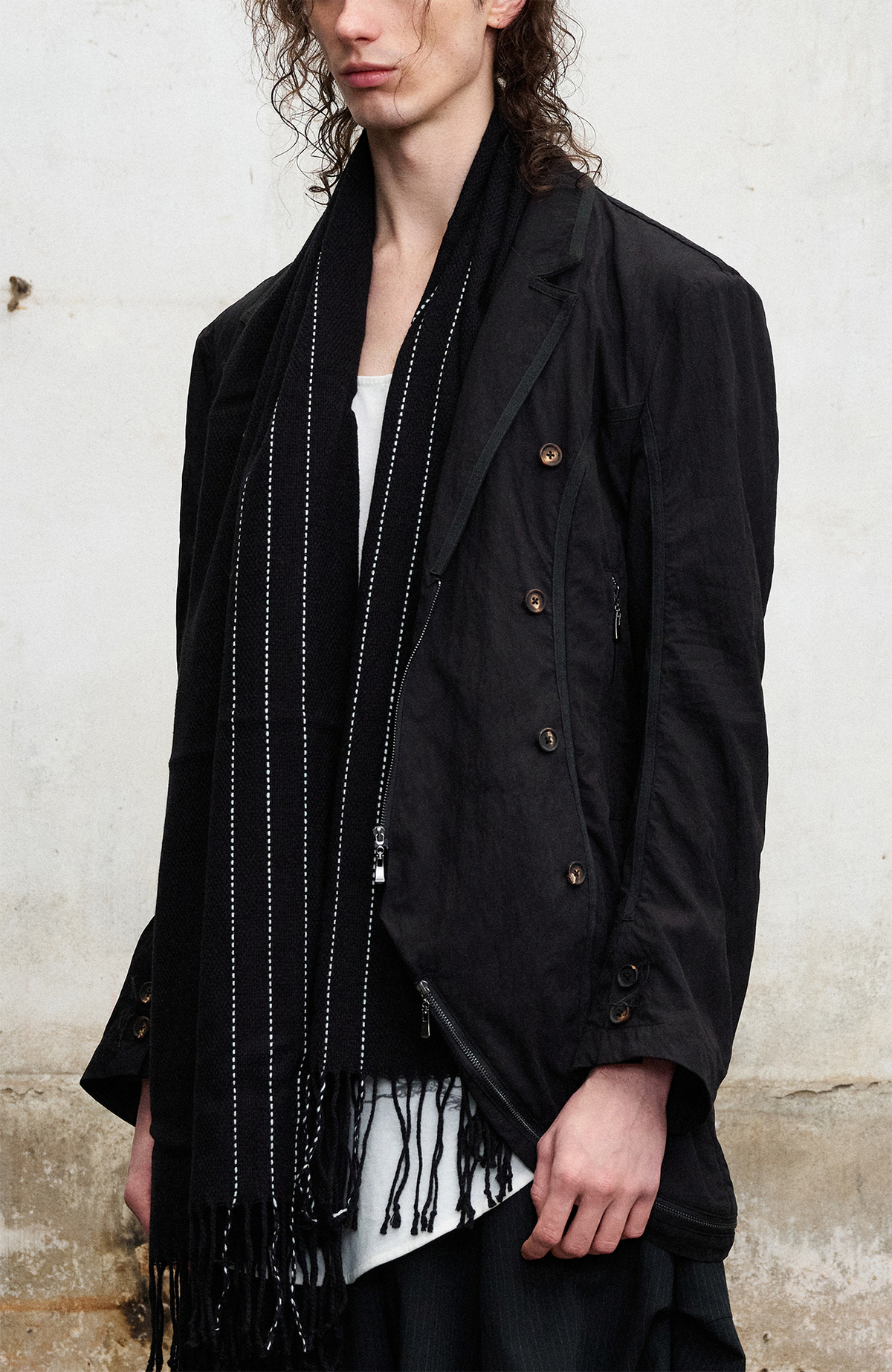 ILNya Nieternite Nifutur Deconstructed Napoleon-Button Blazer Jacket