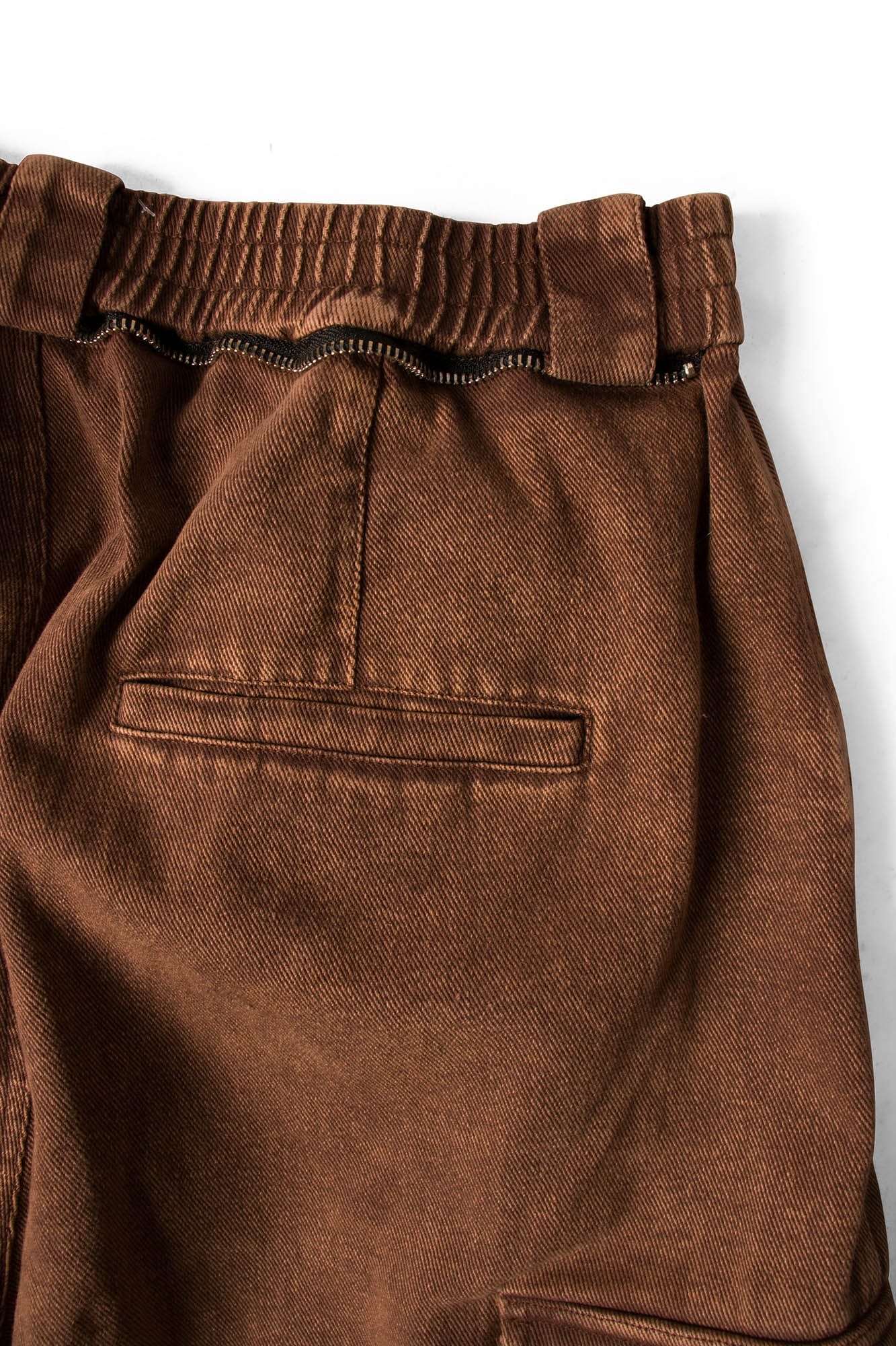 RELABEL Detachable Scarf Washed Multi-Pocket Wide-Leg Shorts Brown, premium urban and streetwear designers apparel on PROJECTISR.com, RELABEL