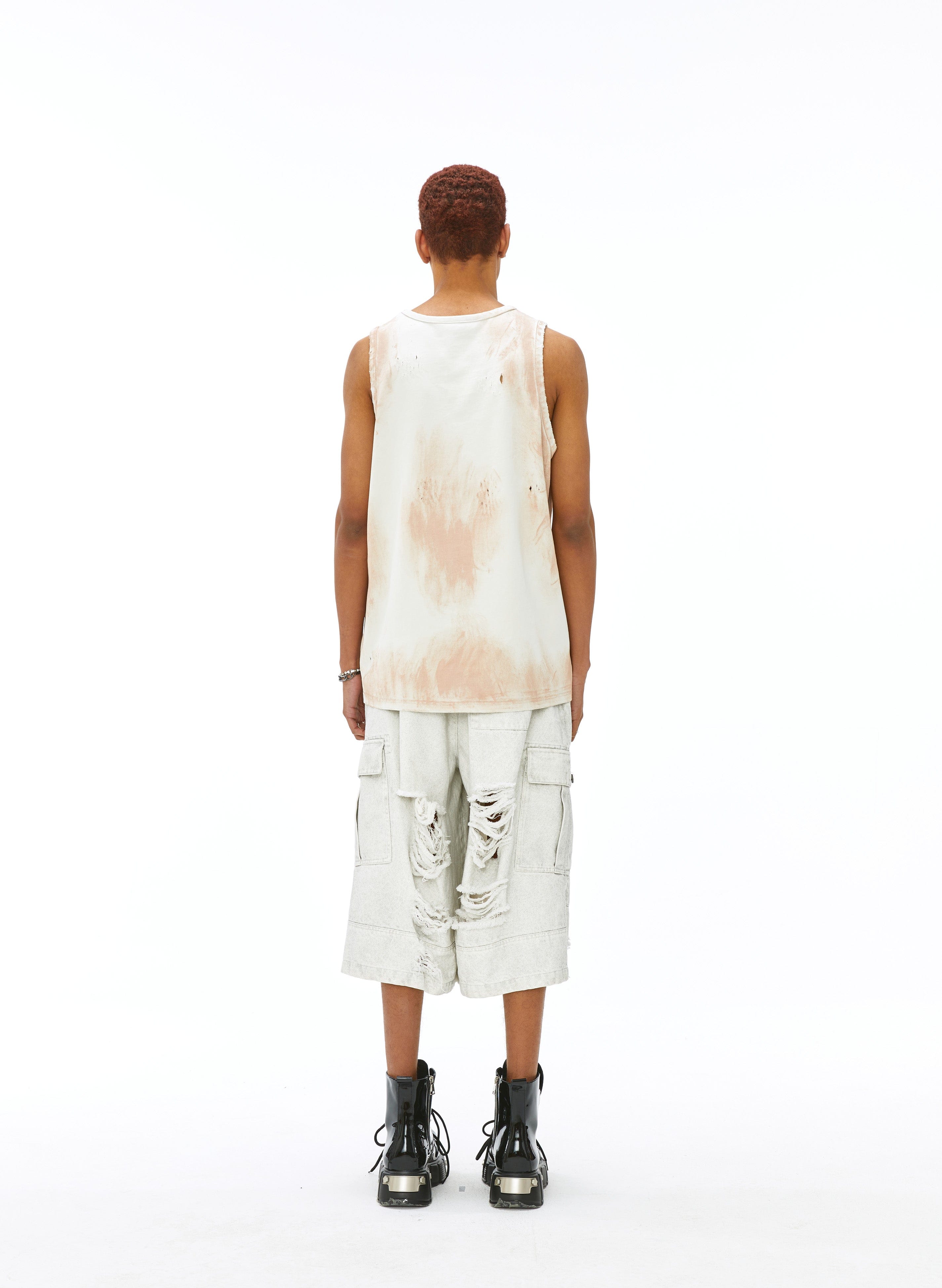 VANN VALRENCE Distressed Gradient Grommet Capris Shorts