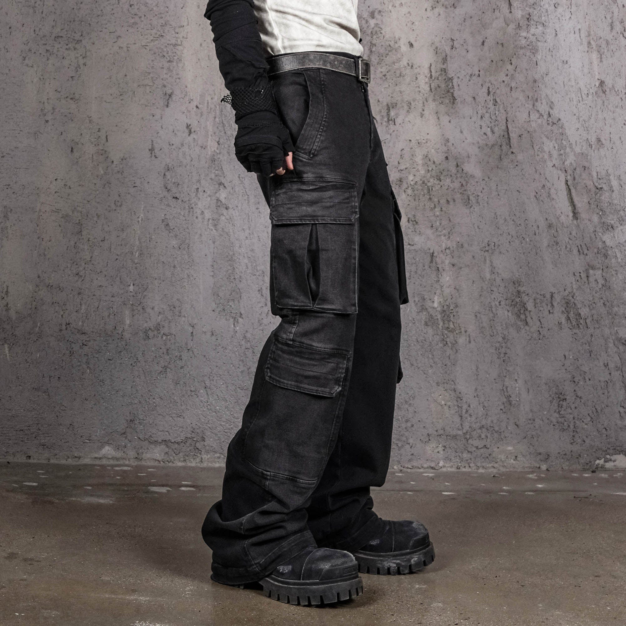 UNDERWATER Multi Pockets Gradient Jeans Black, premium urban and streetwear designers apparel on PROJECTISR.com, UNDERWATER