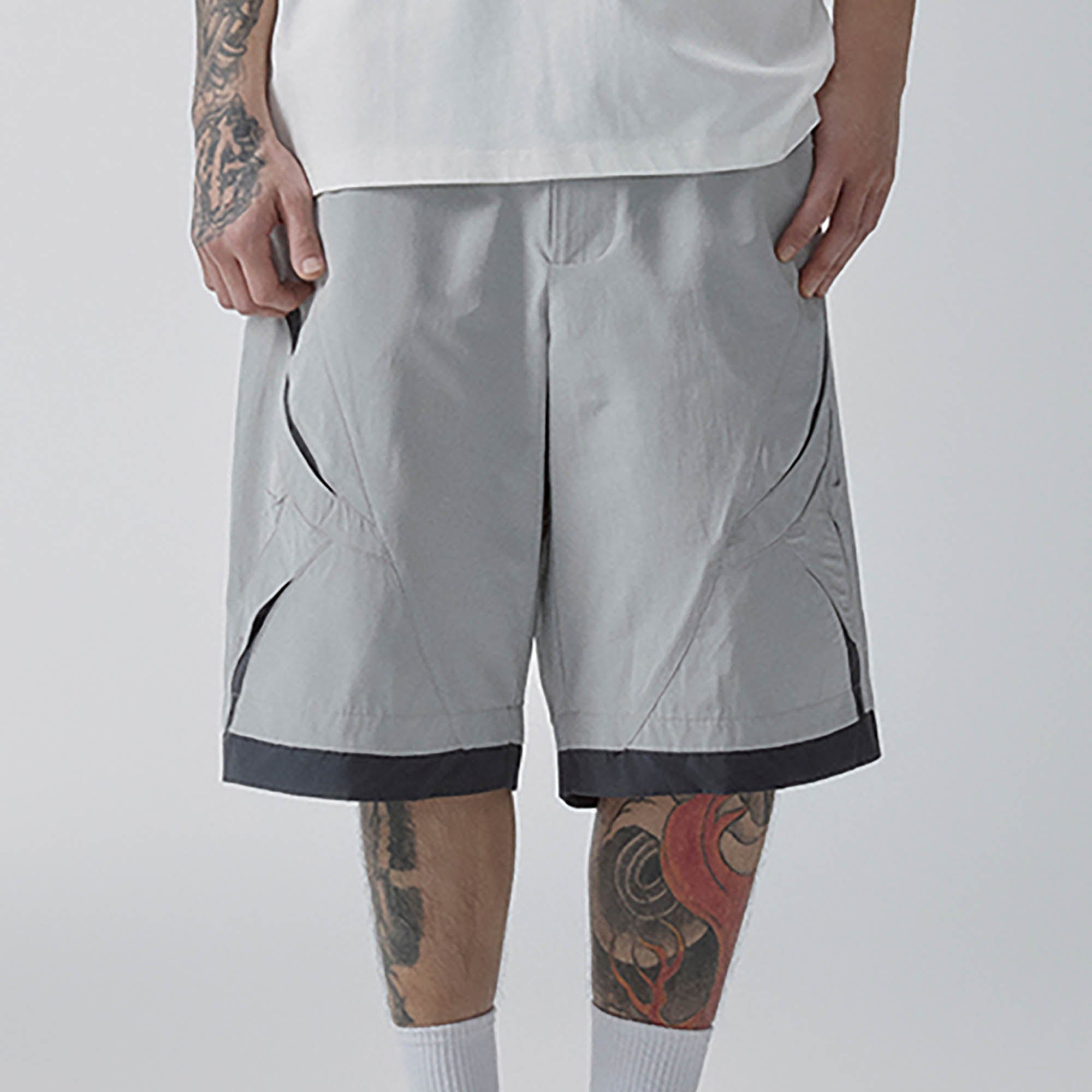 F2CE Contrast Panel Cut-Out Knee Shorts