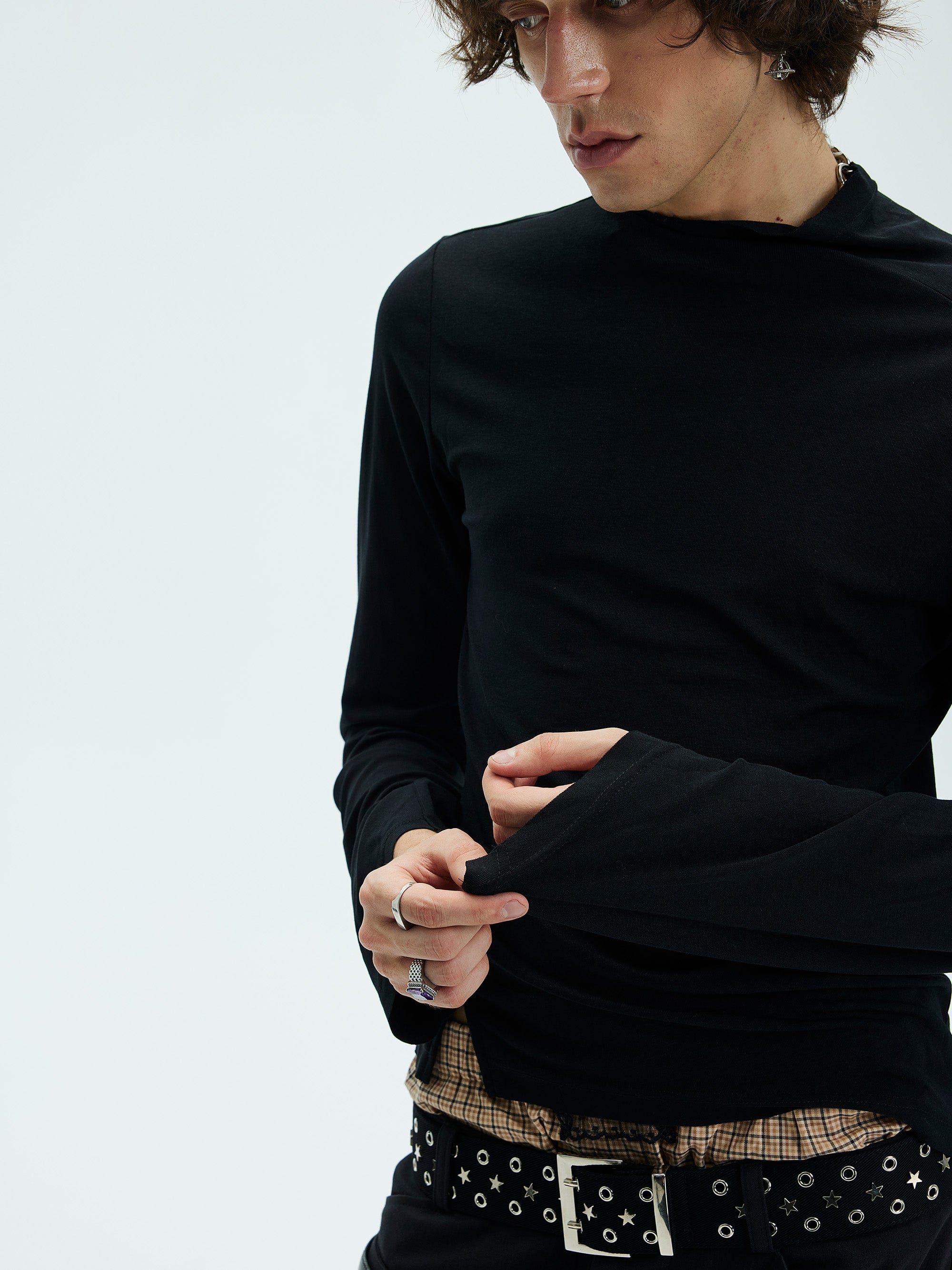 WHISTLEHUNTER Asymmetric Slim Long-Sleeve T-Shirt, premium urban and streetwear designers apparel on PROJECTISR.com, WHISTLEHUNTER
