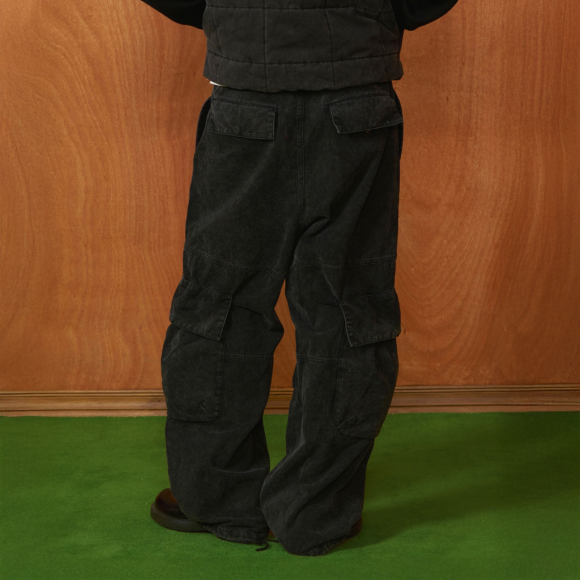 PMW Multi-Pocket Washed Cargo Jeans