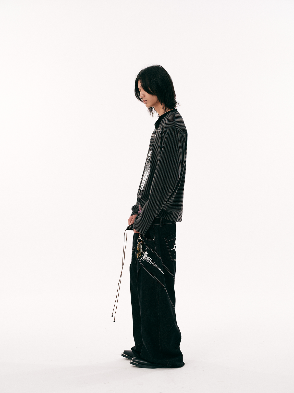 PASET Embroidered Spliced Tie Detail Slim Jeans