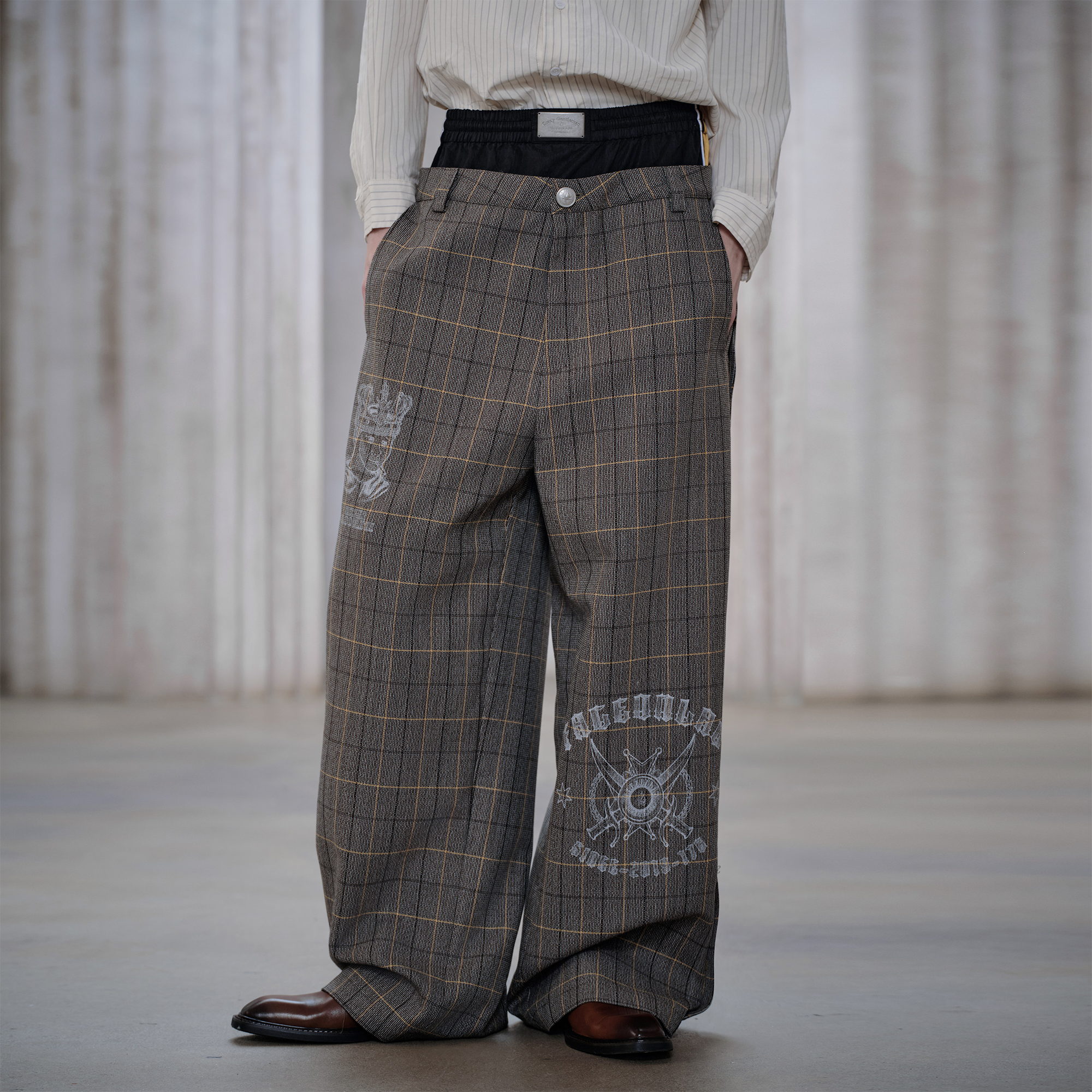 FACEONLAB Contrast Double-Waist Plaid Graphic Trousers