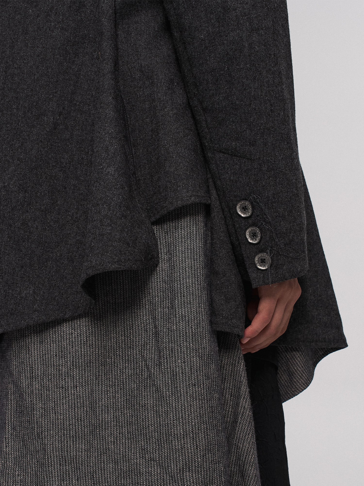 ILNya Nieternite Nifutur Asym Draped-Pleated Panel-Collar Blazer