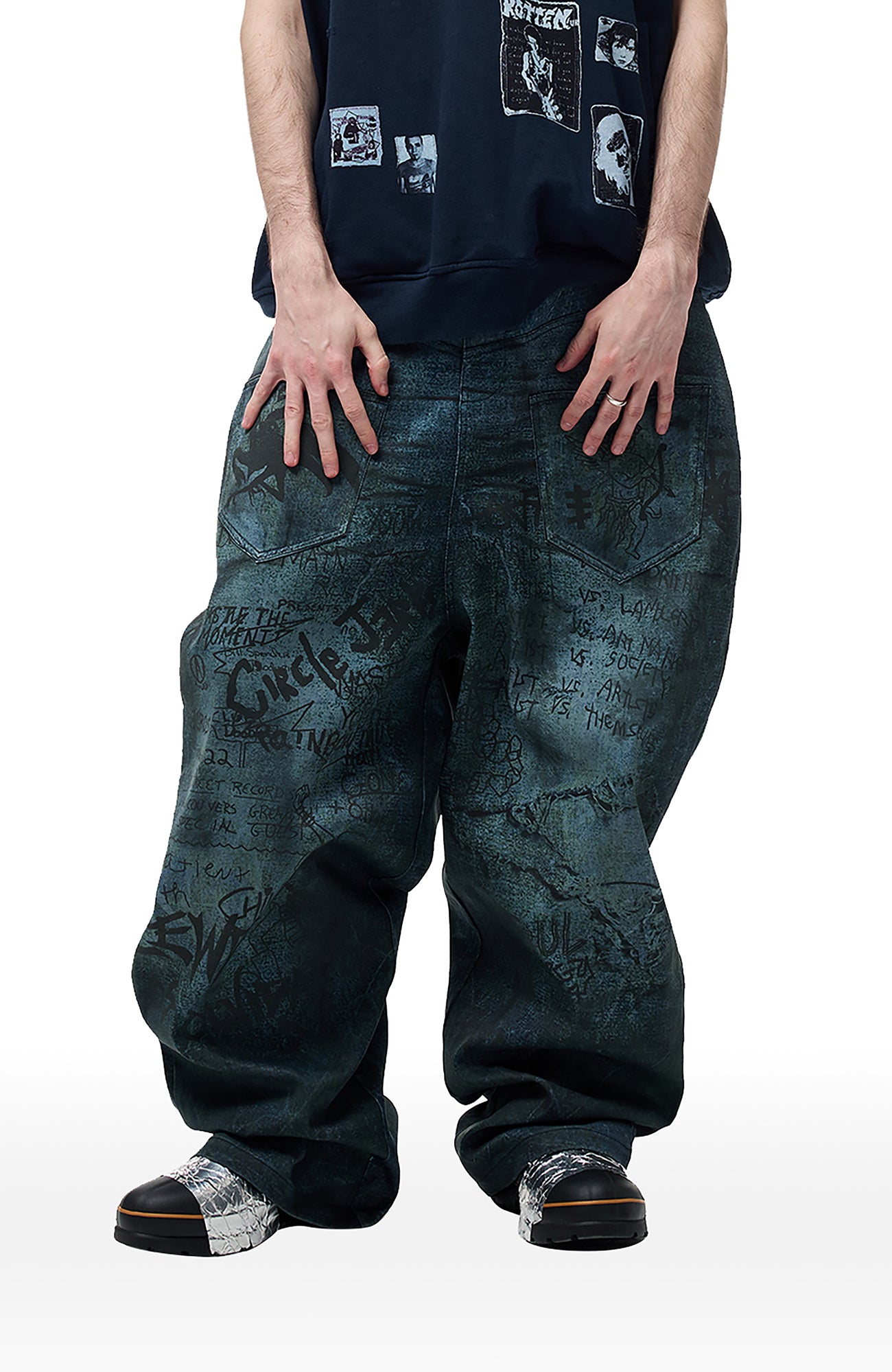 CYCYCY Dirty Wash Graffiti Baggy Jeans