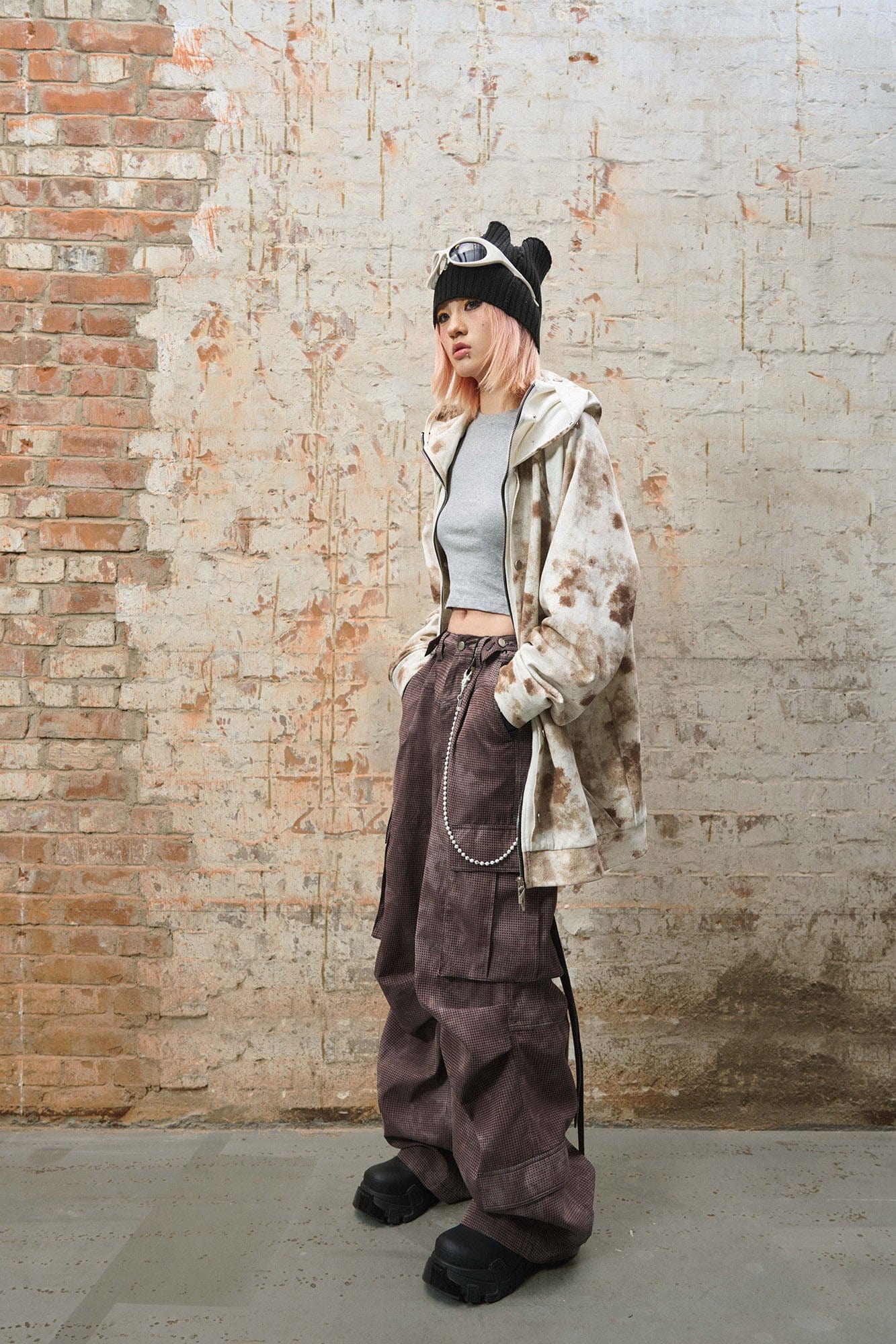 RELABEL Mini Checker Multi-Pocket Strap Pleated Cargo Pants Red, premium urban and streetwear designers apparel on PROJECTISR.com, RELABEL