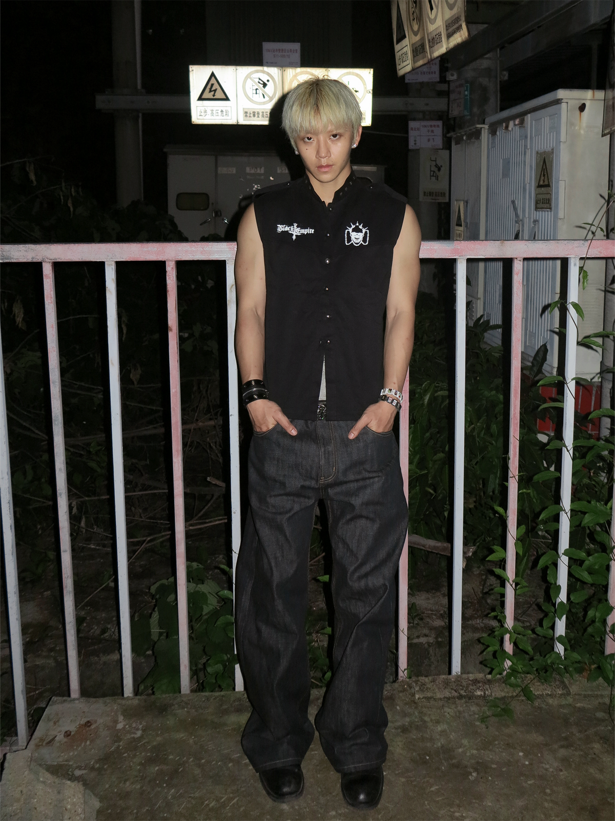 DREAM BAND Skull Studded Stand-Collar Vest