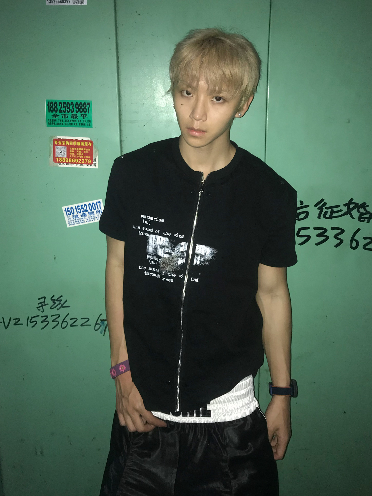DREAM BAND Gothic Zippered Black Graphic T-Shirt