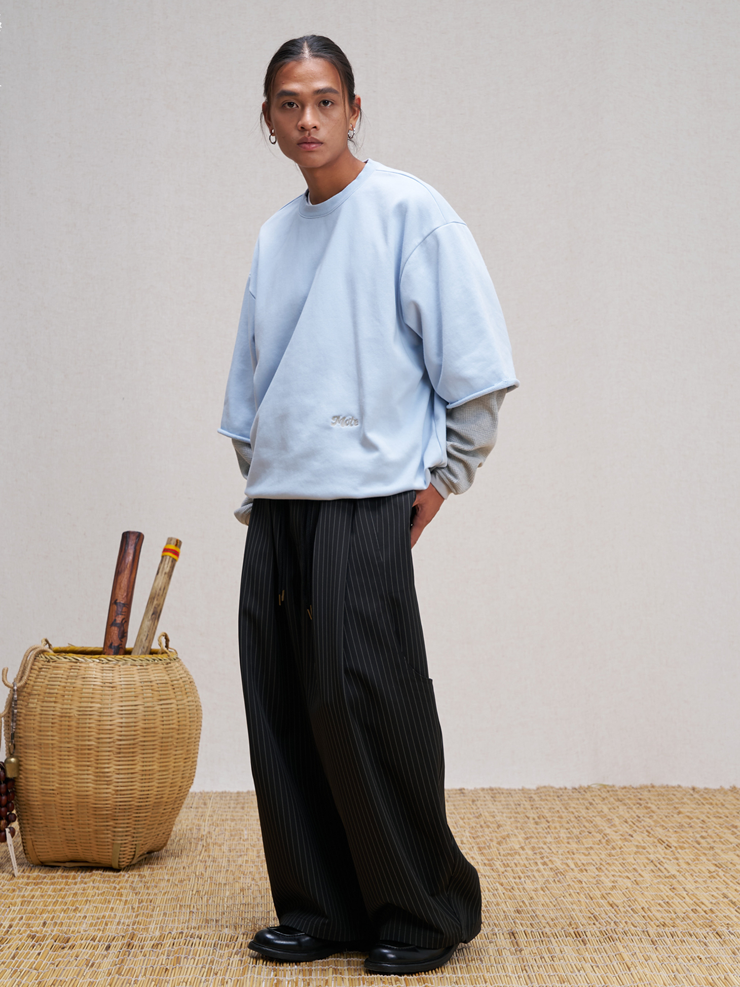 UNLIMITED MOTE Waffle Sleeve Layered Drawstring Hem Sweatshirt