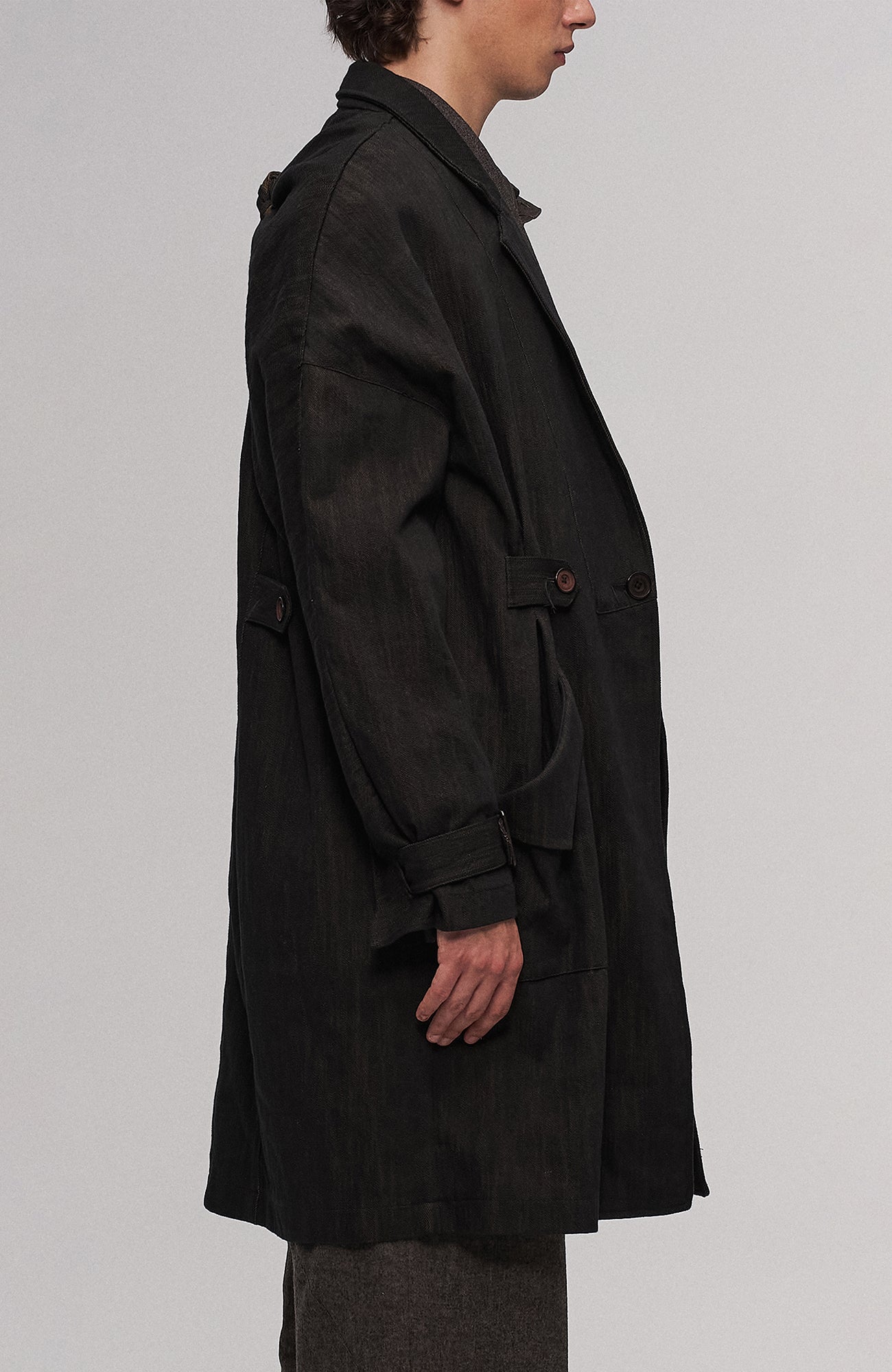 ILNya Nieternite Nifutur Knotted Cape-Back Linen-Blend Trench, premium urban and streetwear designers apparel on PROJECTISR.com, ILNya Nieternite Nifutur