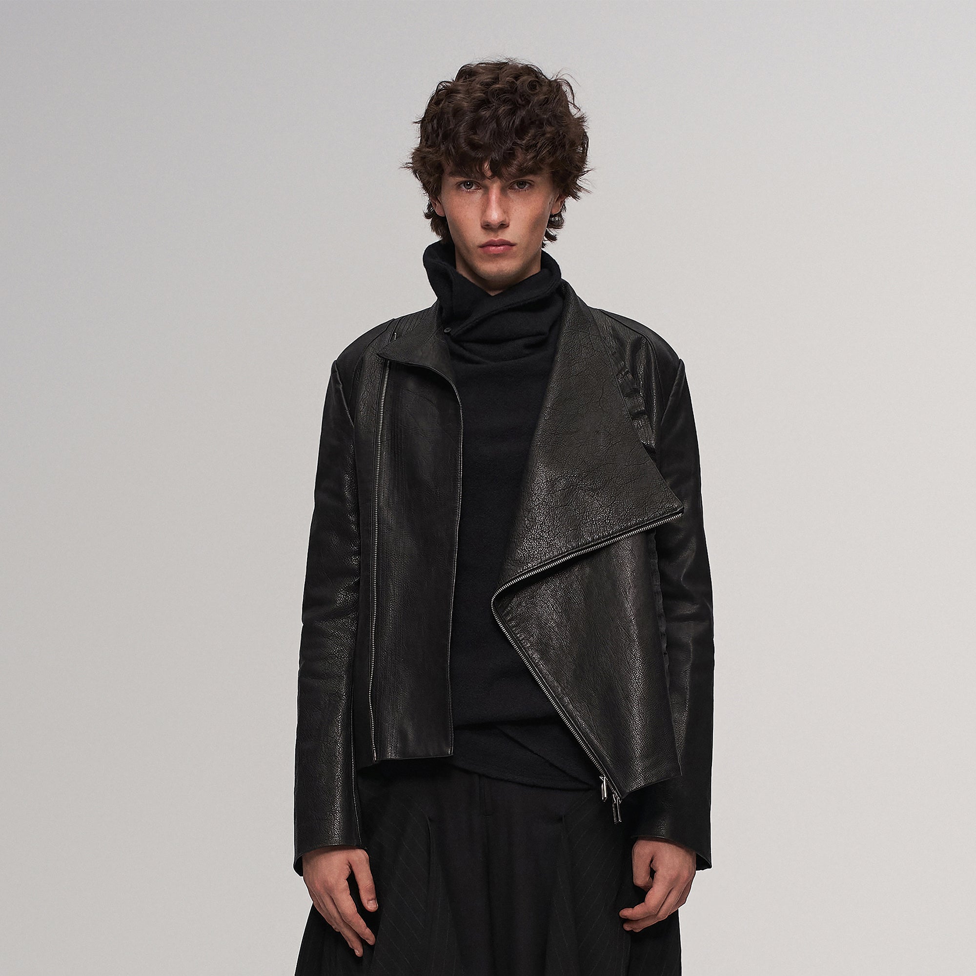 ILNya Nieternite Nifutur Asymmetric Ruffled Leather Biker Jacket