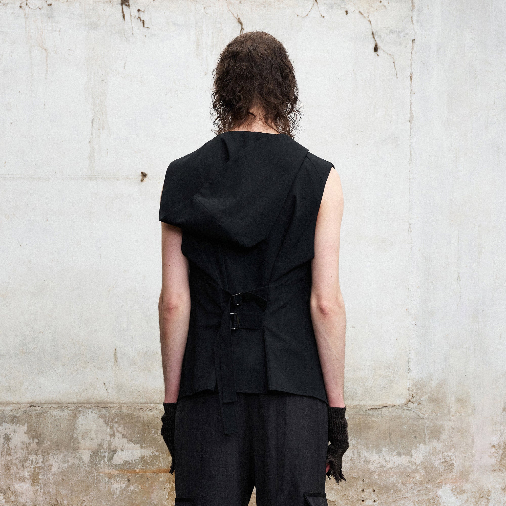 ILNya Nieternite Nifutur Hooded Waist-Cinched Vest, premium urban and streetwear designers apparel on PROJECTISR.com, ILNya Nieternite Nifutur