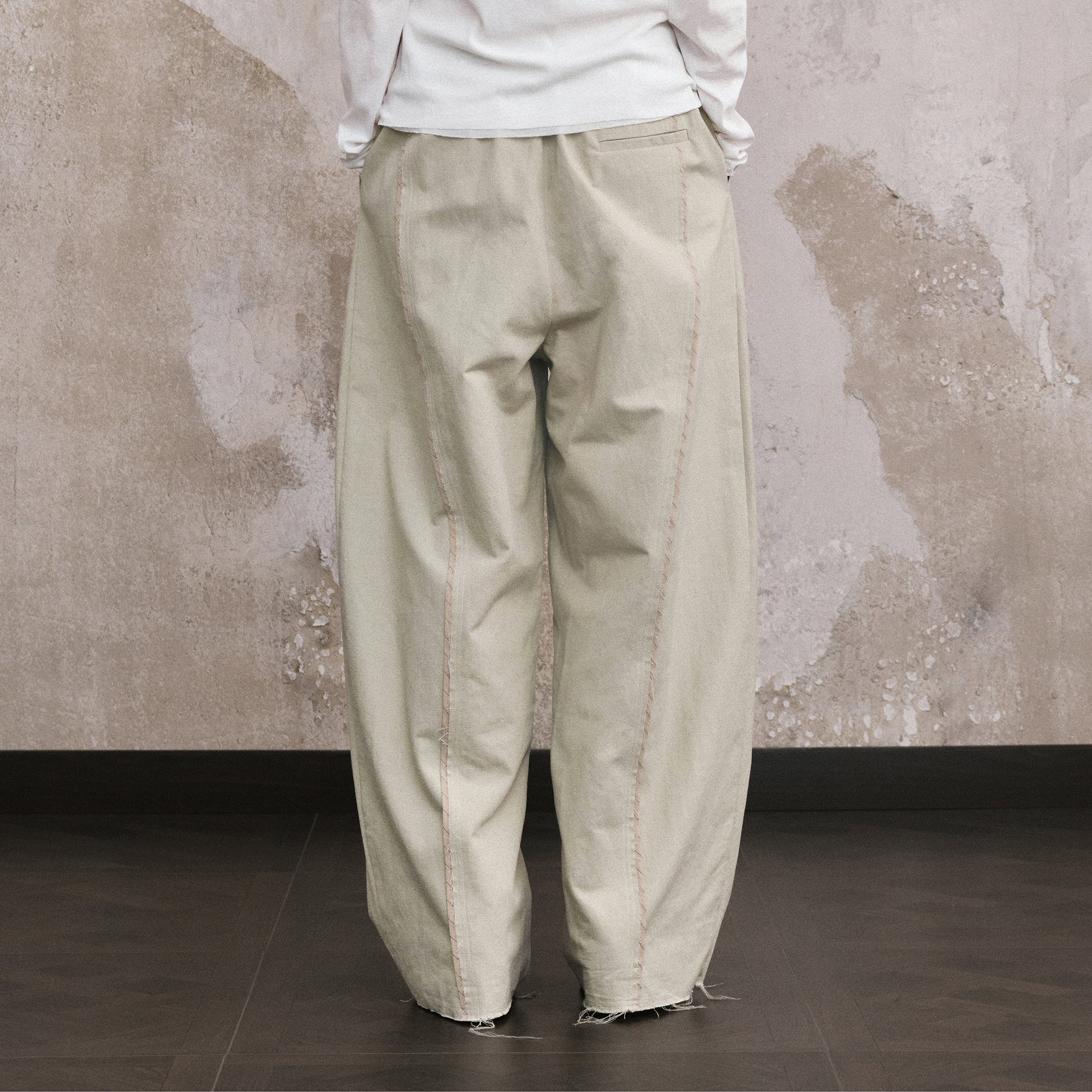ILNya Nieternite Nifutur Linen-Blend Raw Edge Curved Pants