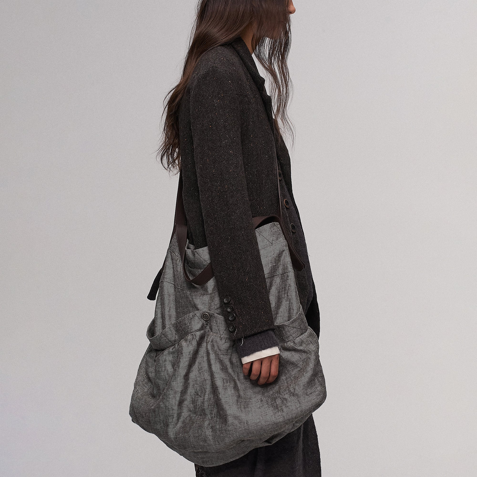 ILNya Nieternite Nifutur Oversized Linen Horsehide-Strap Messenger Bag