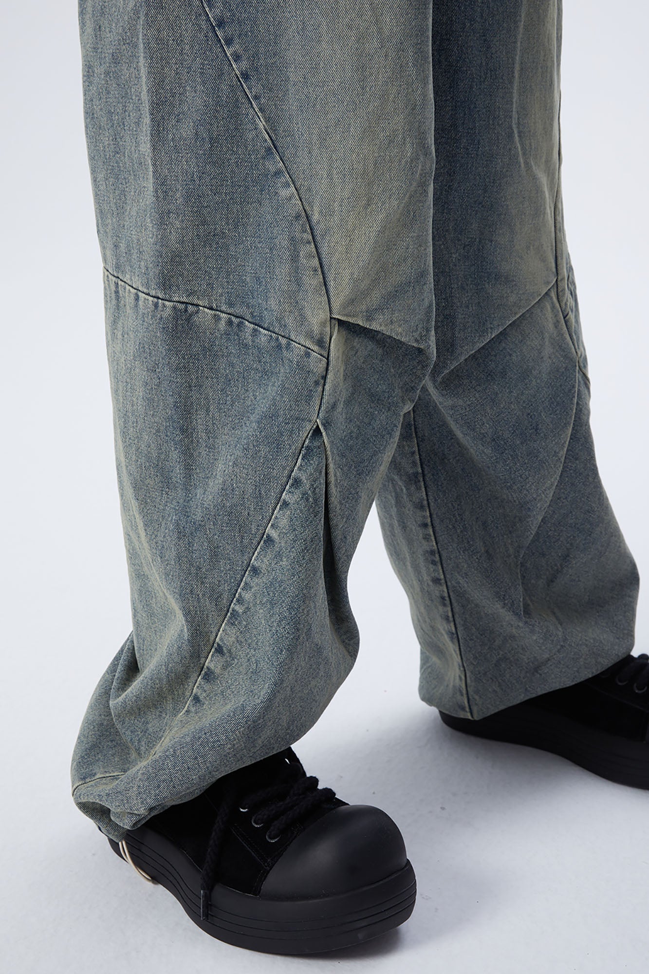 ERROR CODE ROBOT Washed Curved Pleated- Knee Jeans, premium urban and streetwear designers apparel on PROJECTISR.com, ERROR CODE ROBOT