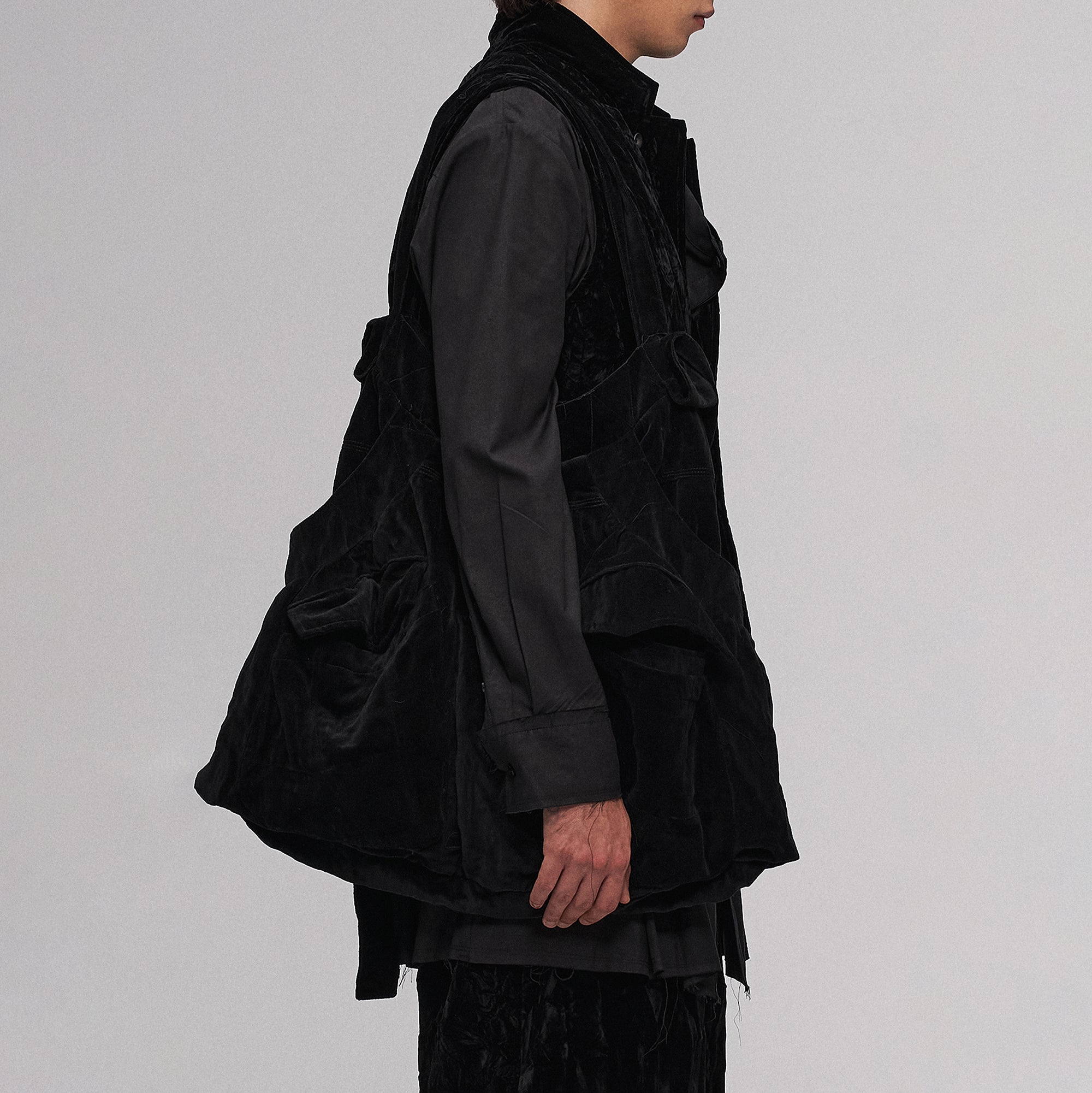 ILNya Nieternite Nifutur Velvet Oversized Crinkled Messenger Bag