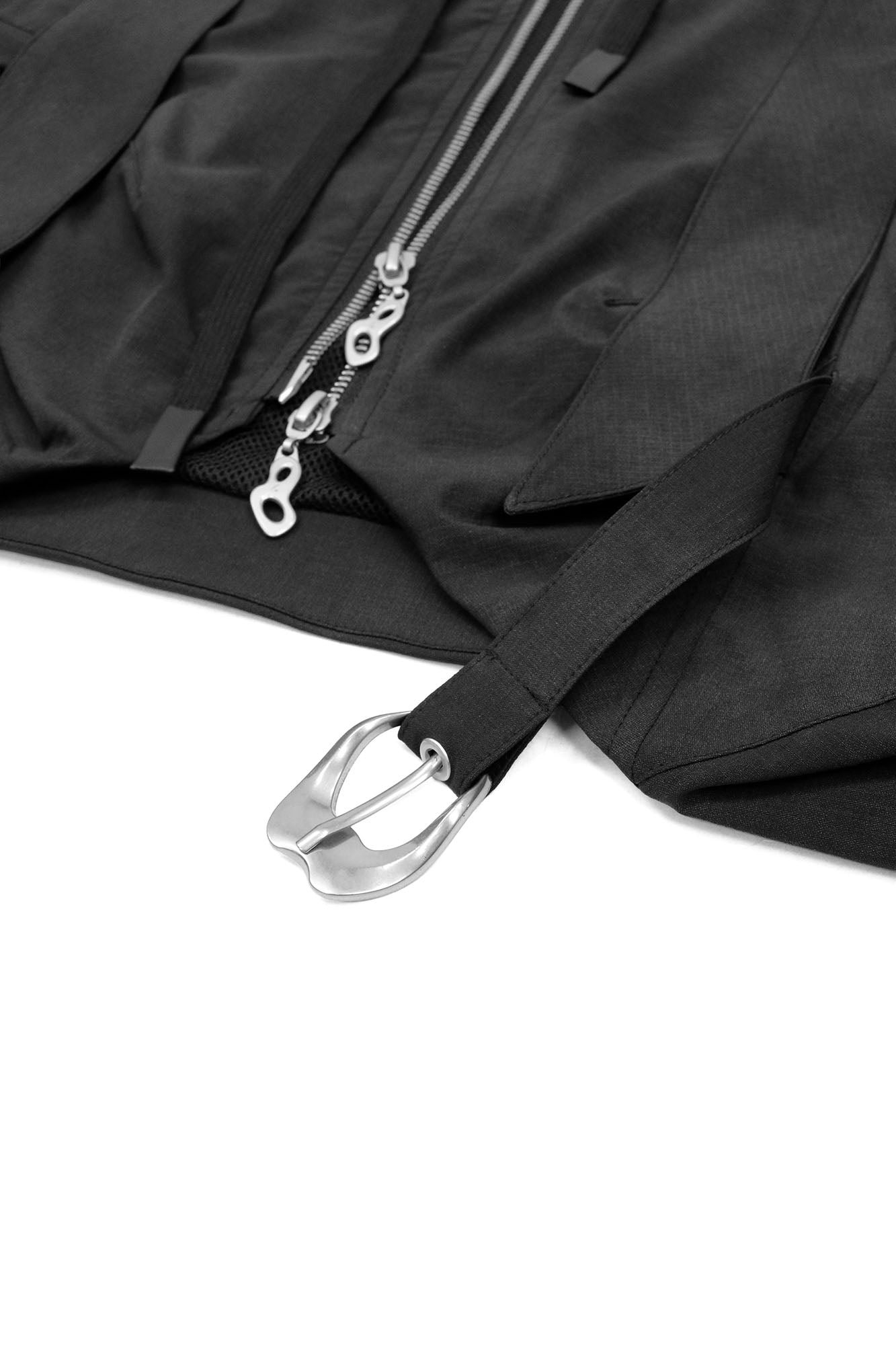 RELABEL Detachable Hood Big-Pocket Vest, premium urban and streetwear designers apparel on PROJECTISR.com, RELABEL