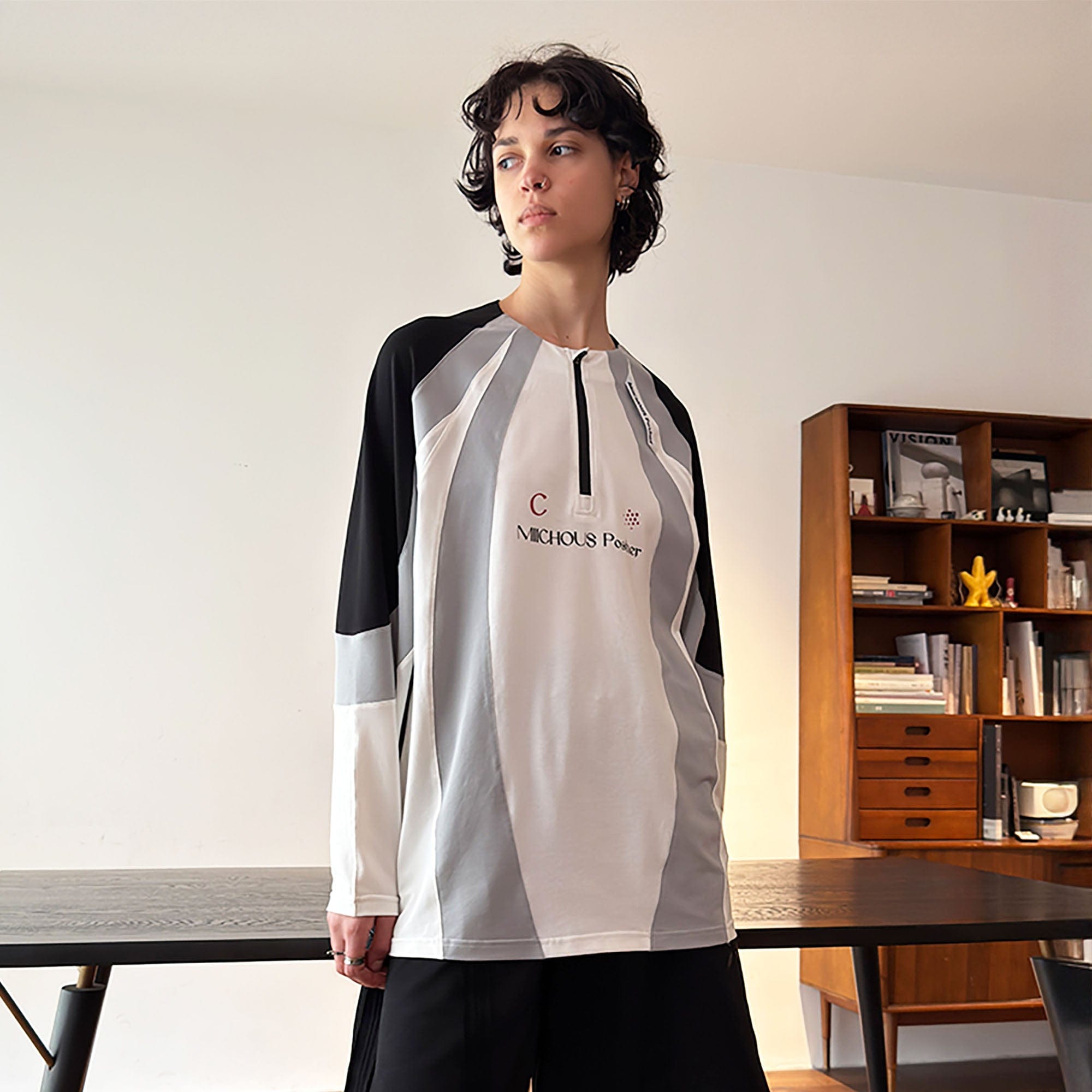 MIICHOUS Arc Contrast Panel Raglan UV Protection Long-Sleeve Tee